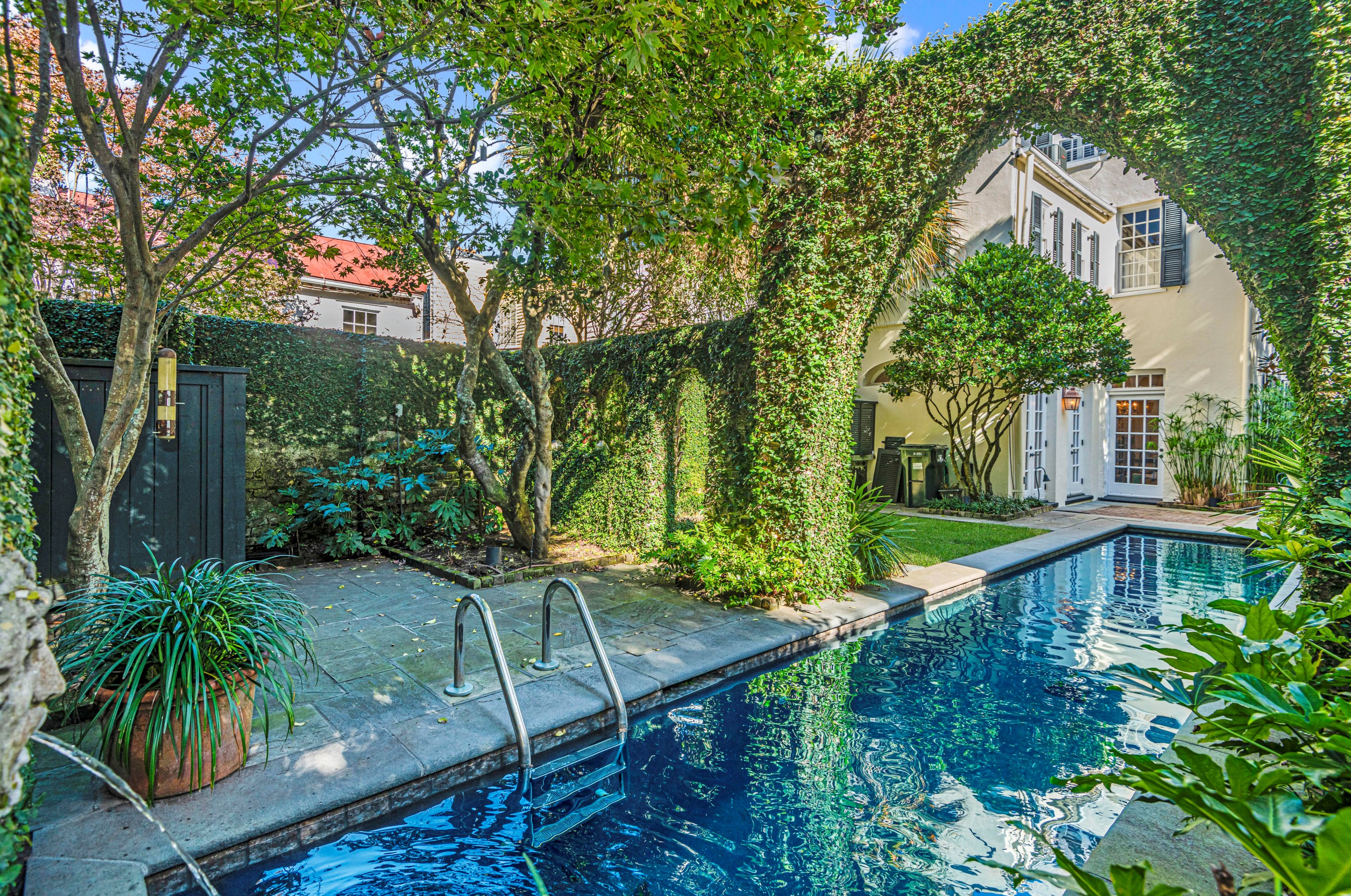 79 King St, Charleston SC  29401-2509 exterior