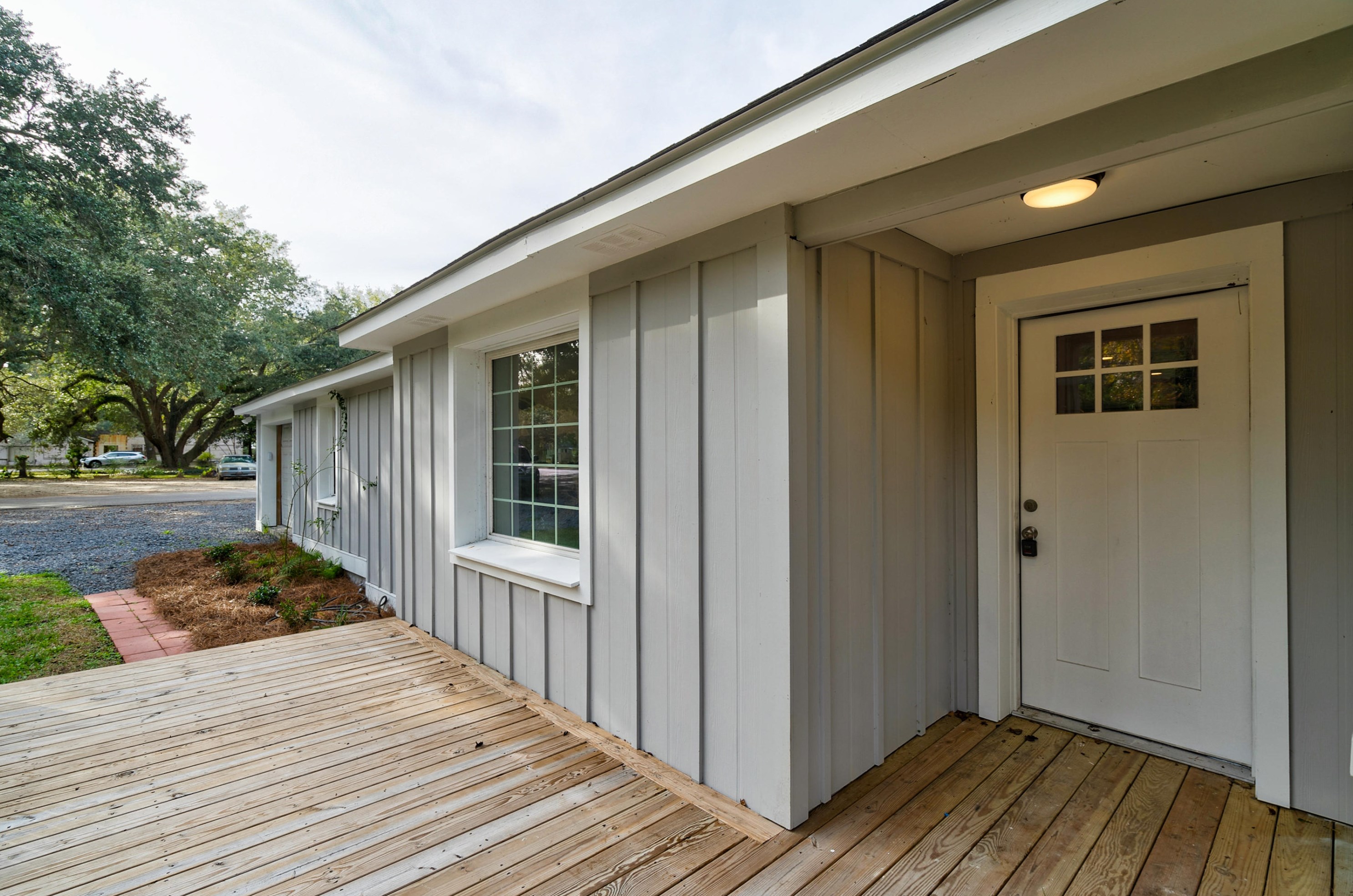 1174 Fort Johnson Rd, Charleston, SC 29412-8812