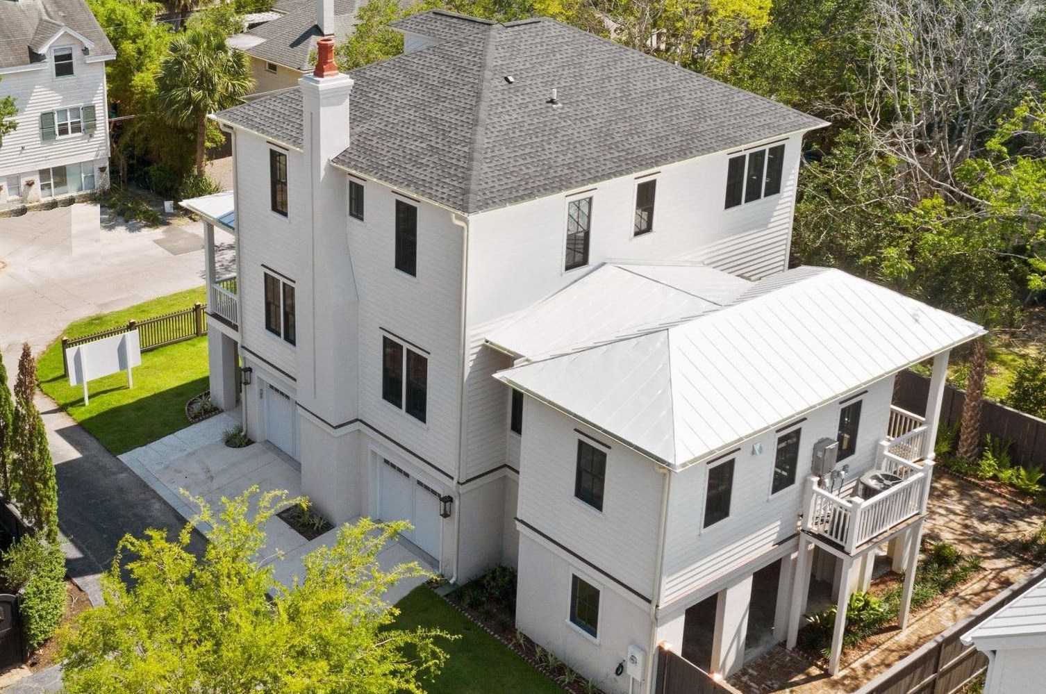 144 Bull St, Charleston, SC 29401-1245