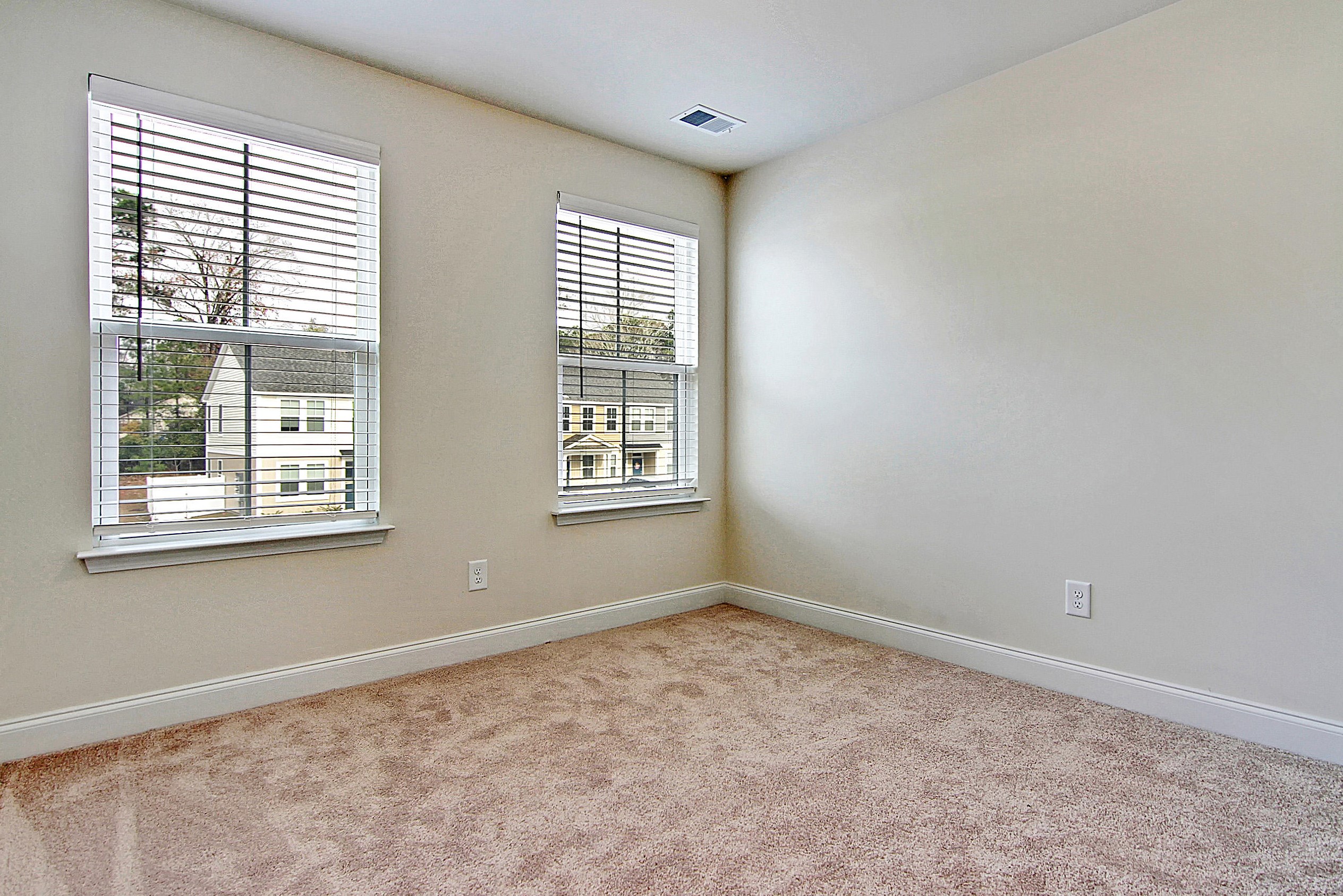 7754 Montview Rd, Charleston SC  29418 exterior