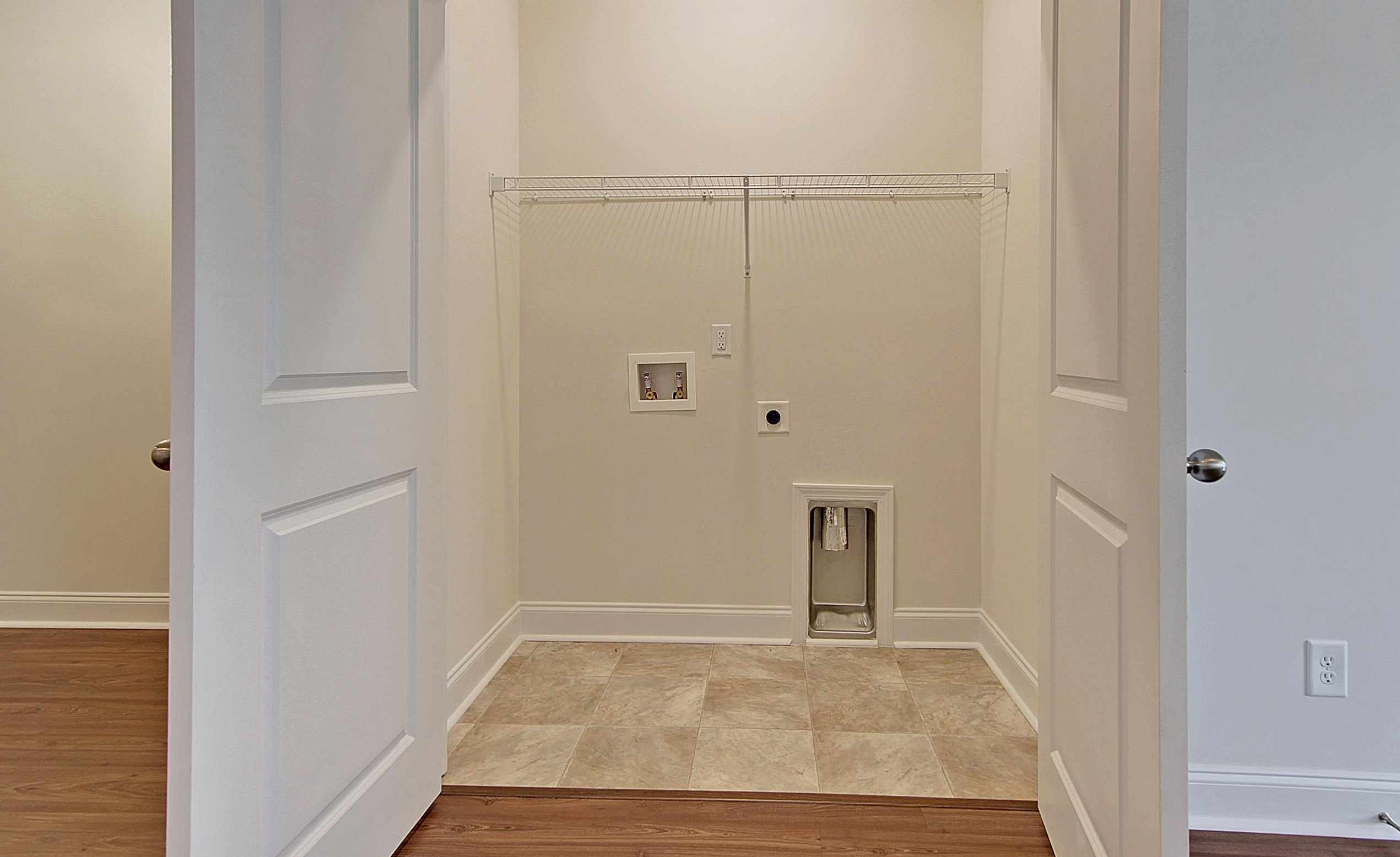 7754 Montview Rd, Charleston SC  29418 exterior