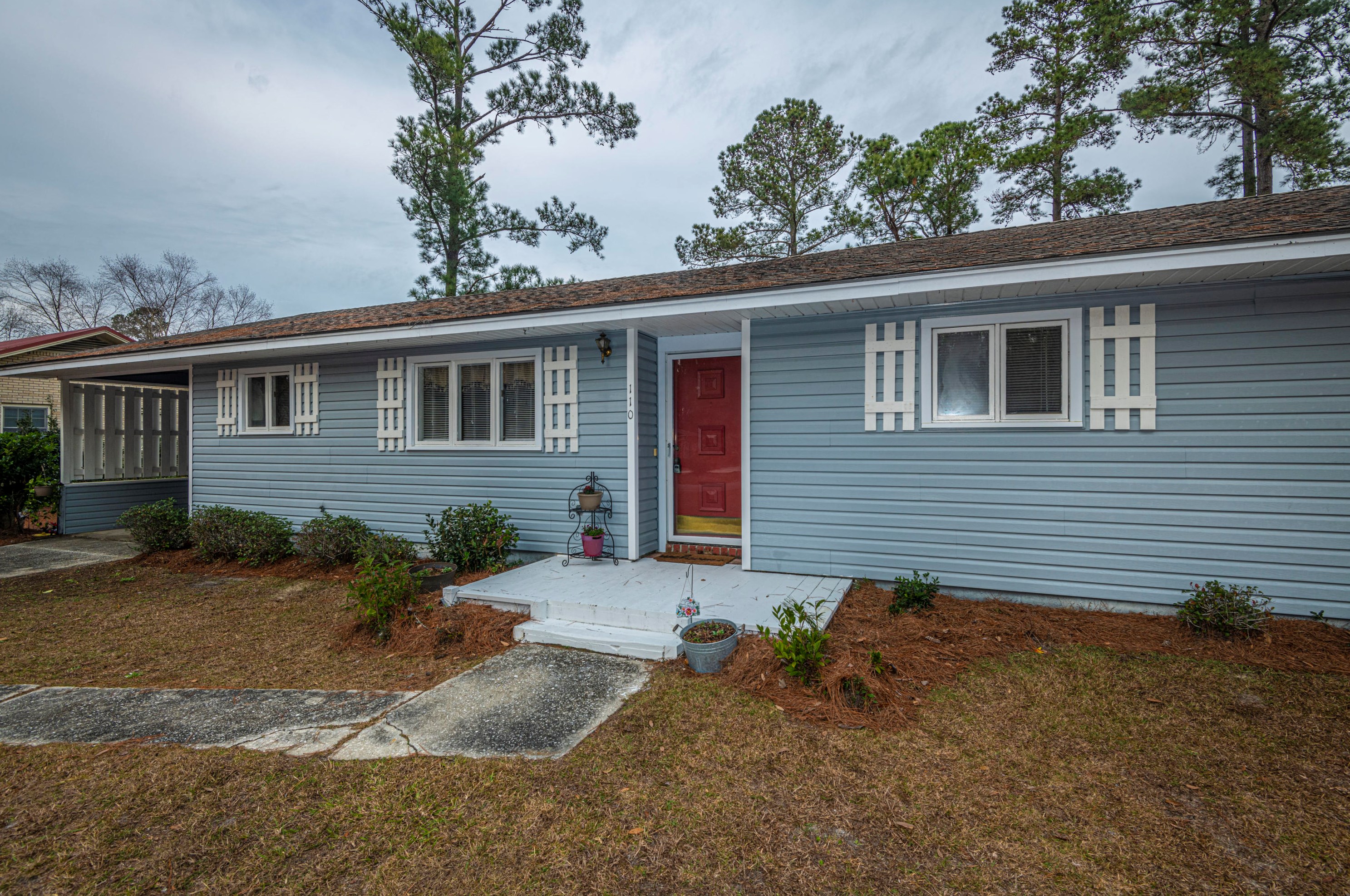 110 Auld Brass Rd, Walterboro, SC 29488