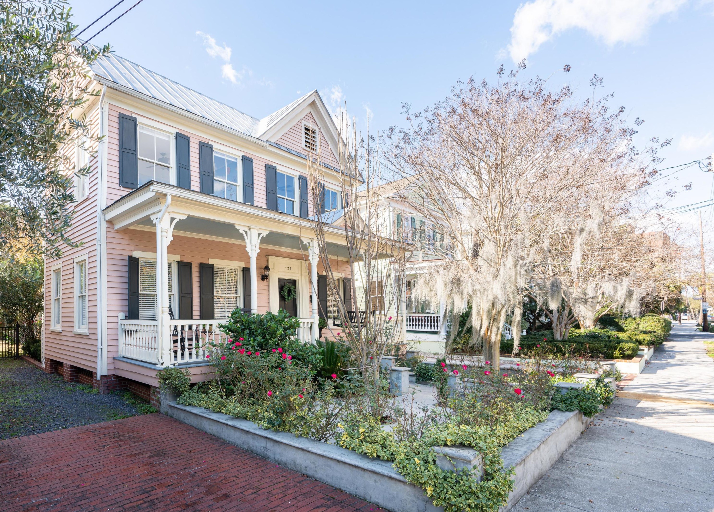 129 Ashley Ave, Charleston, SC 29401-1165