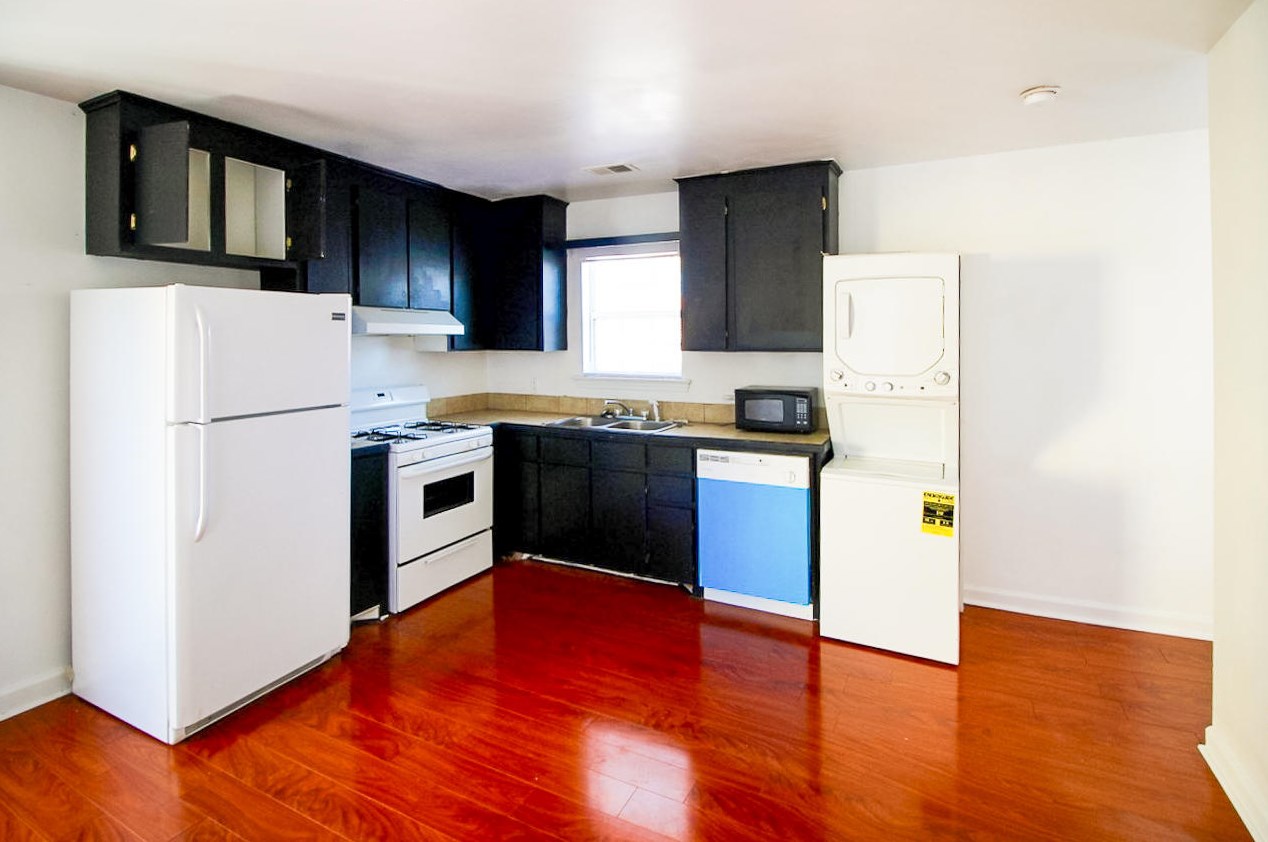138 Line St #4, Charleston, SC 29403