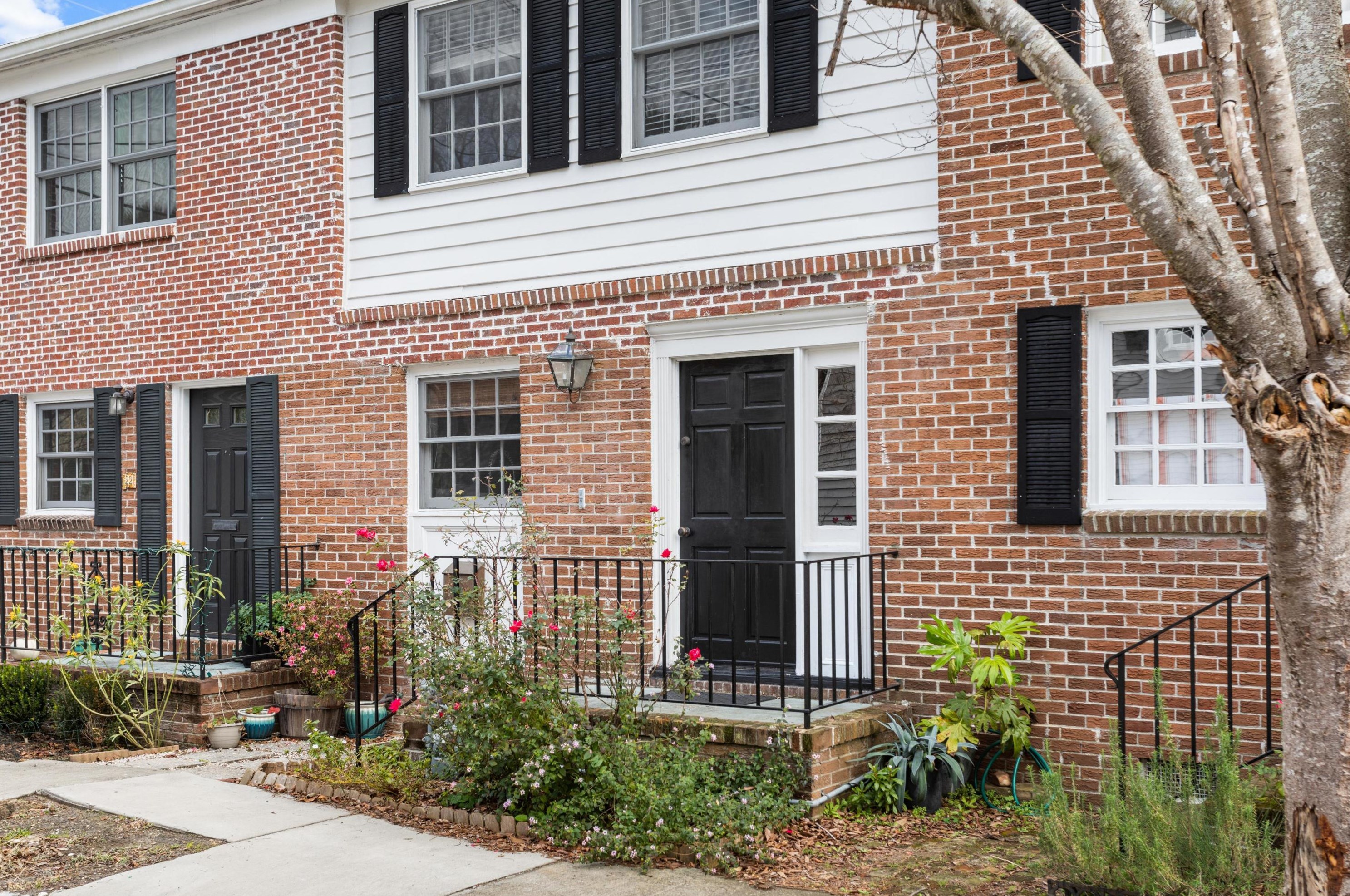 20 Trapman St, Charleston, SC 29401-1913
