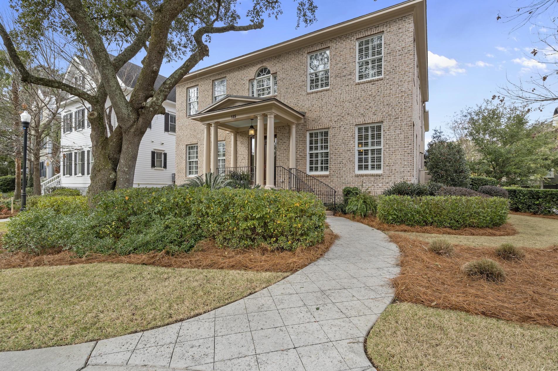 135 King George St, Charleston, SC 29492-8139