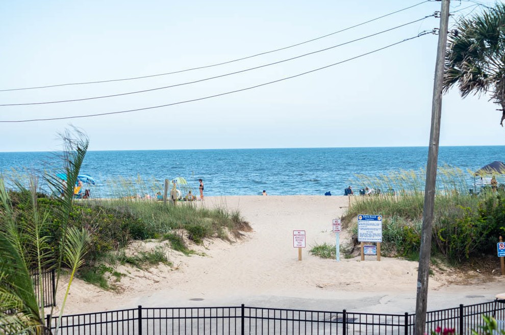 2002 Palmetto Blvd, Edisto, SC 29438