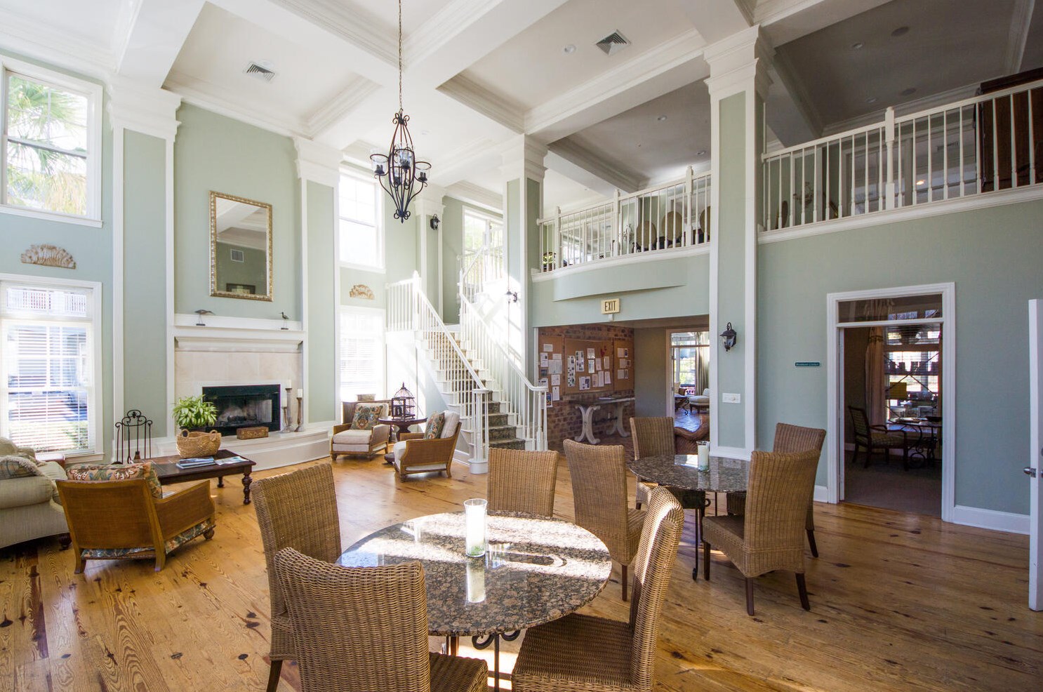 130 River Landing Dr, Charleston SC 29492-7400 exterior