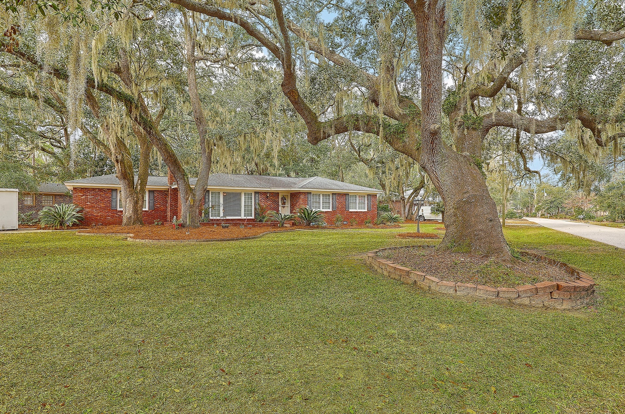 1410 Cecilia Dr, Charleston, SC 29407-3110
