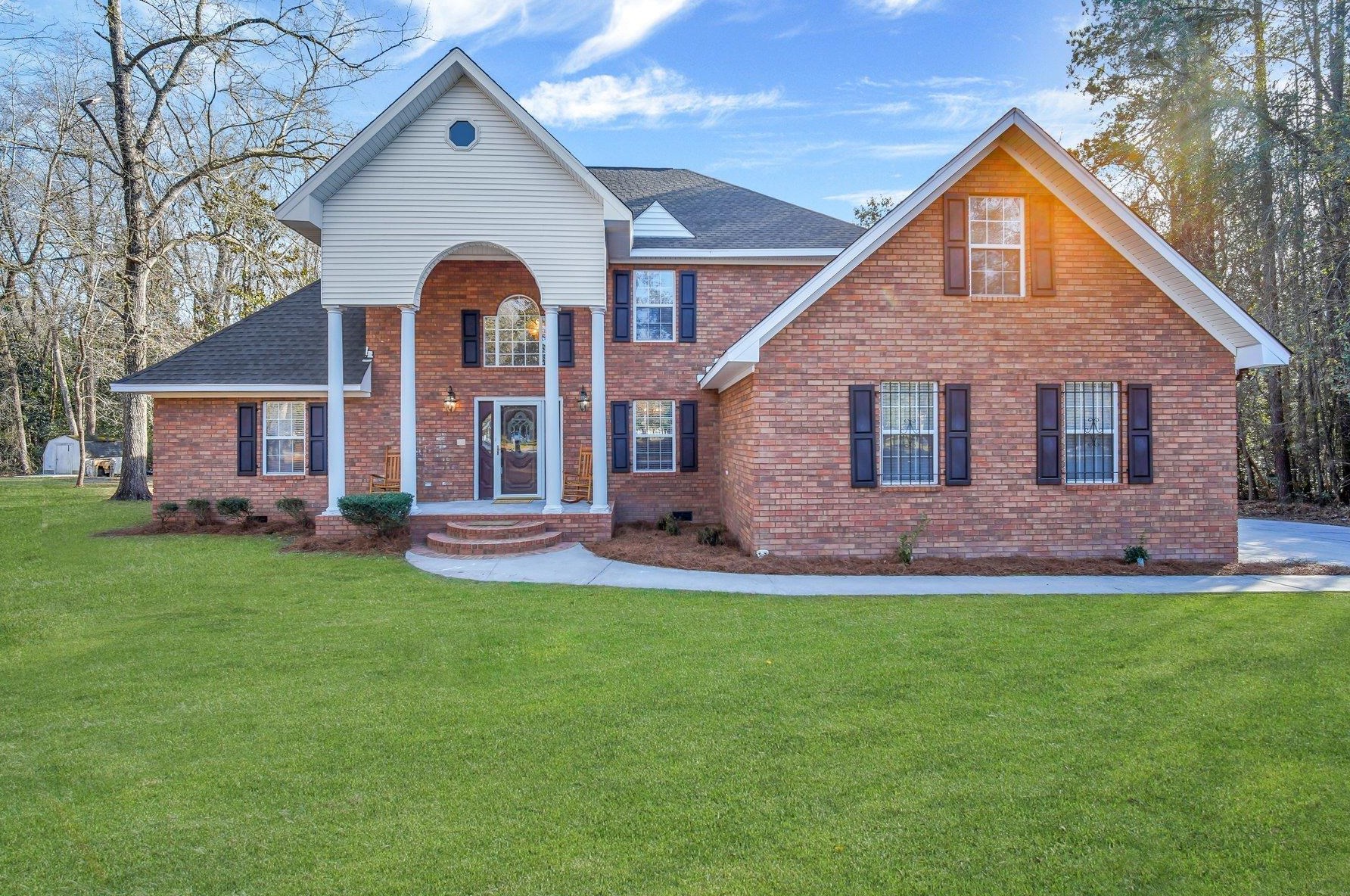 303 Spring Rd, Walterboro, SC 29488-8119