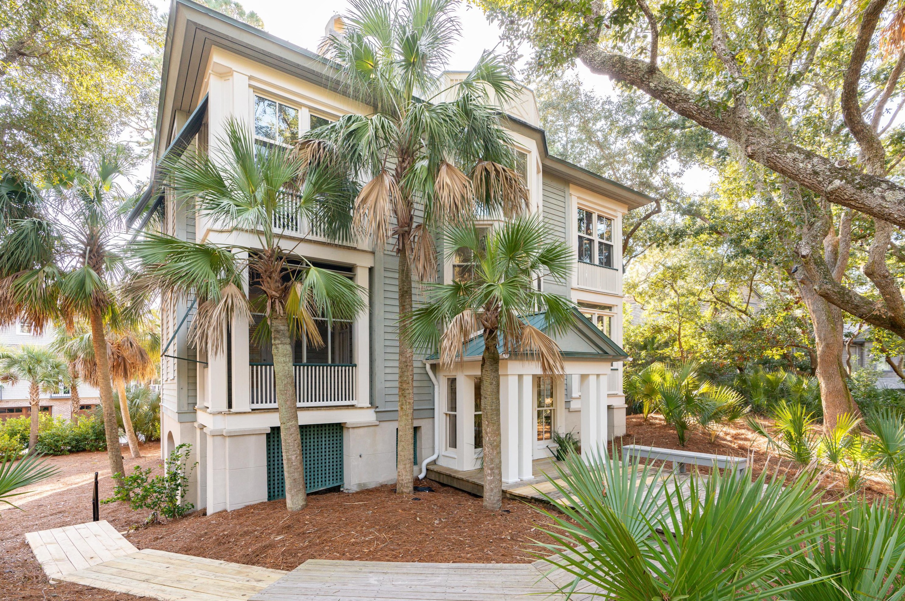 85 Jackstay Ct, Johns Island, SC 29455