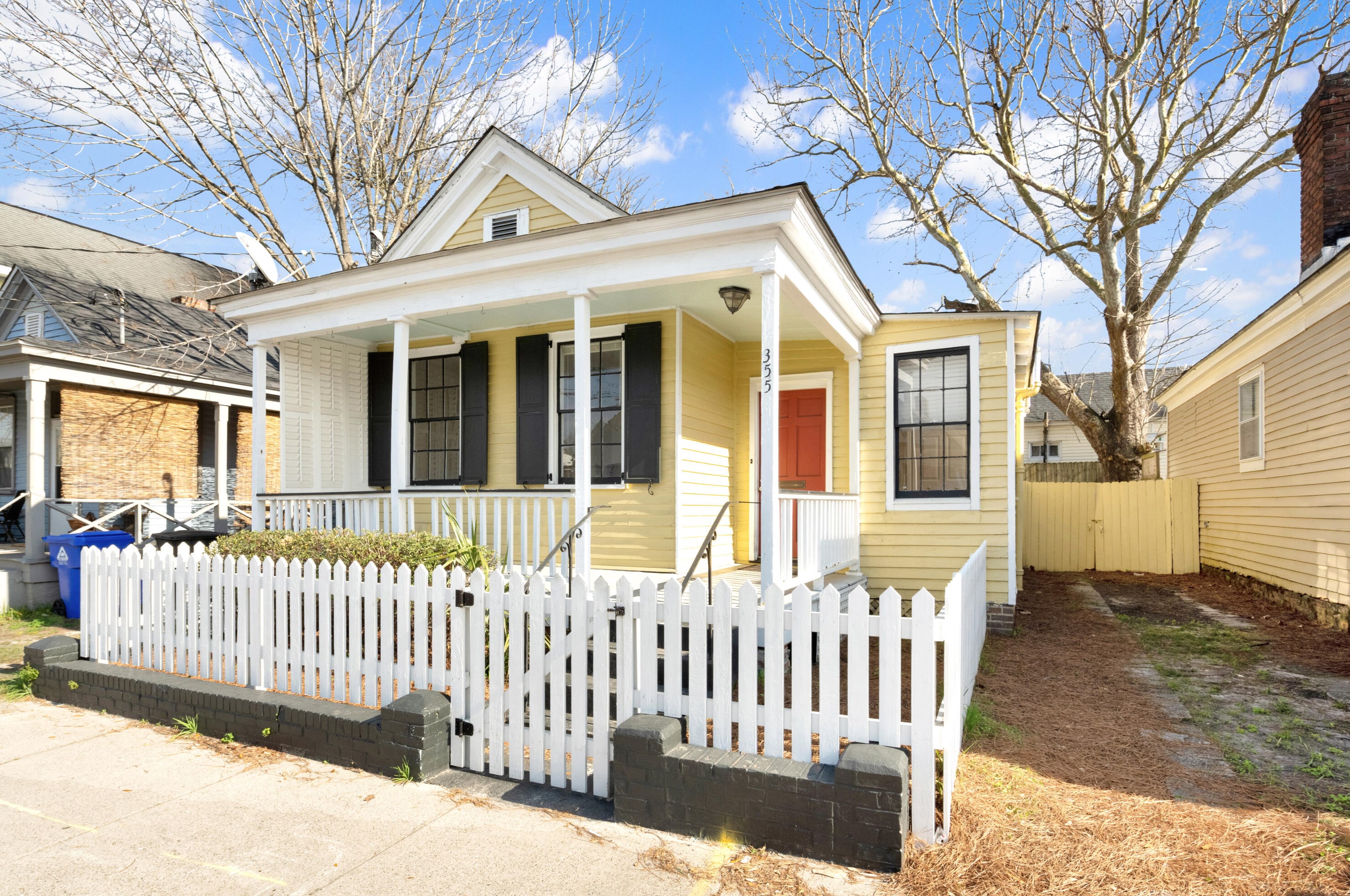 355 Huger St, Charleston, SC 29403-4131