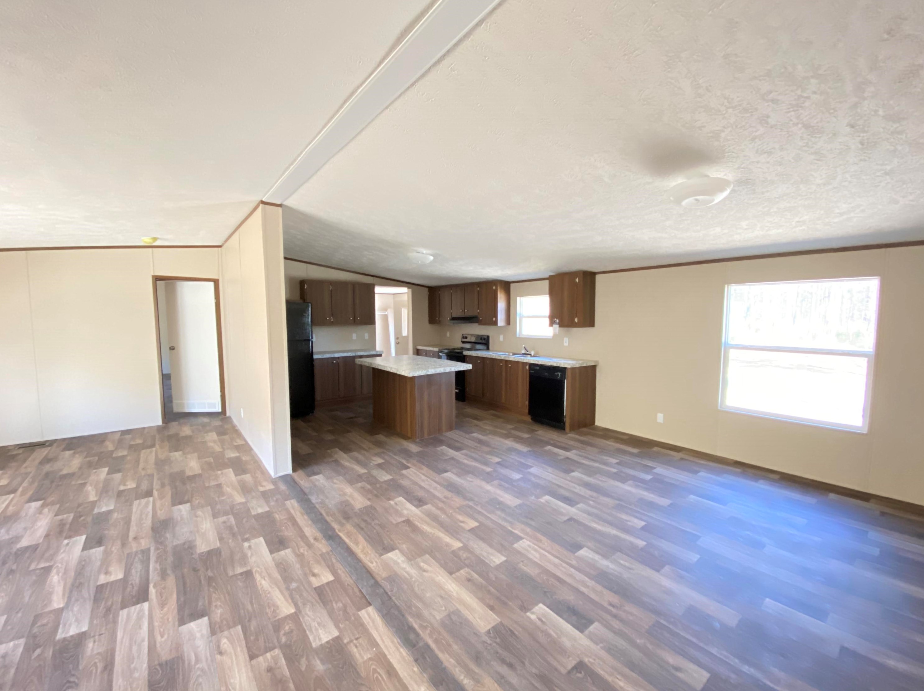 2276 Bethera Rd, Bonneau, SC 29431