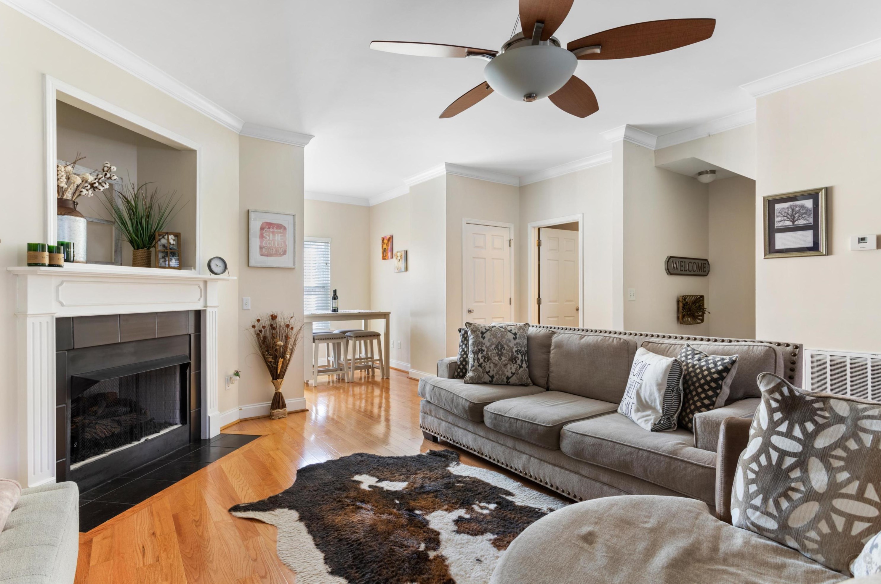 4168 Perrine St, Charleston, SC 29414-6075