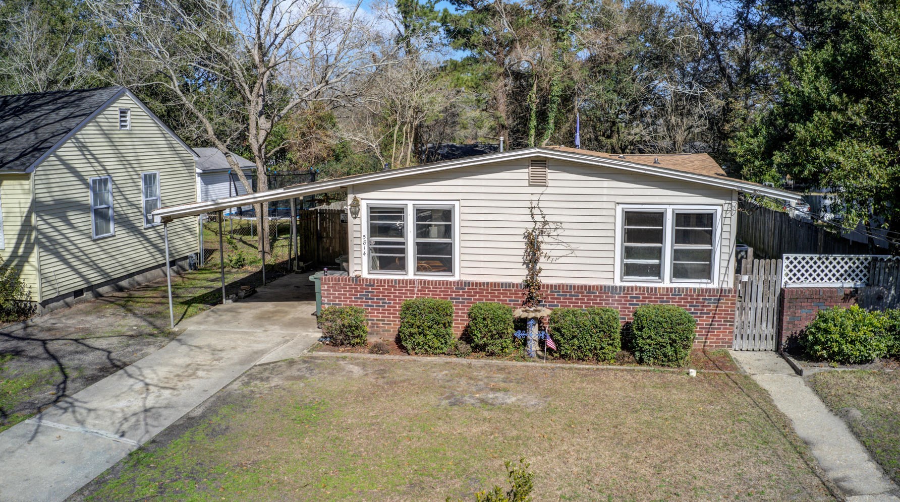 5814 Moore St, Charleston, SC 29410-2732