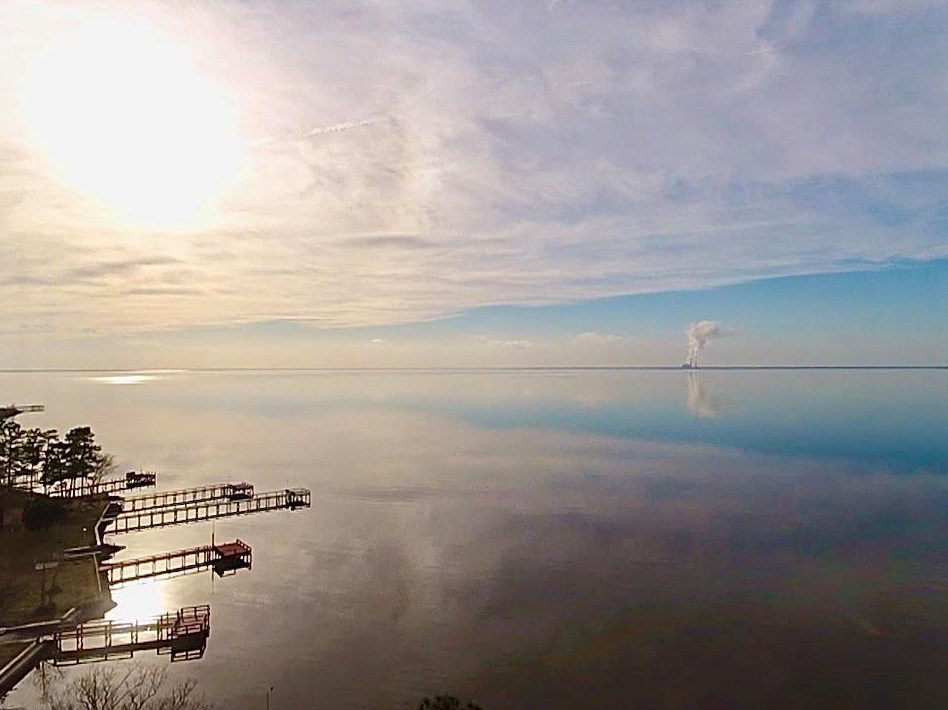 317 Lake Moultrie Dr, Bonneau, SC 29431
