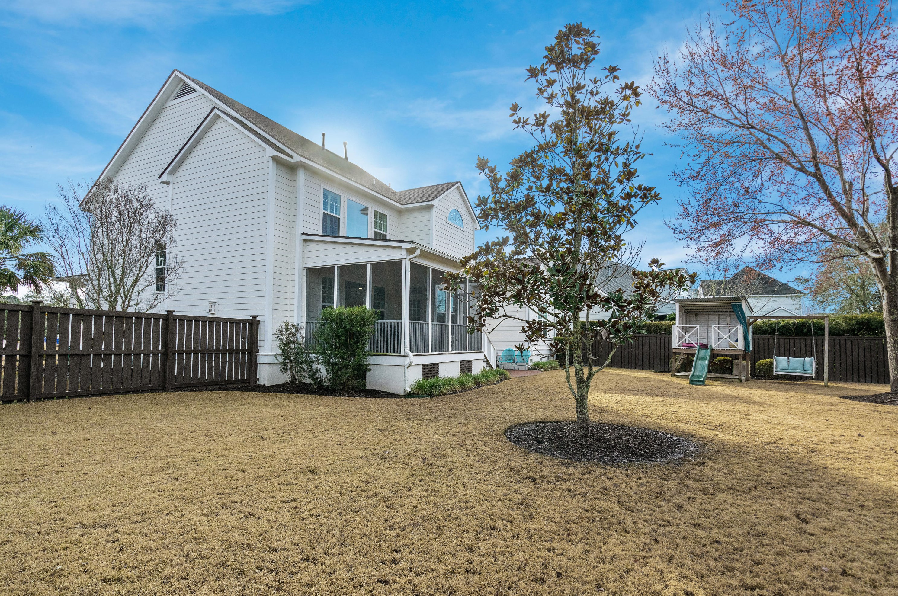 1600 Willowick Ct, Mount Pleasant SC  29466-8172 exterior