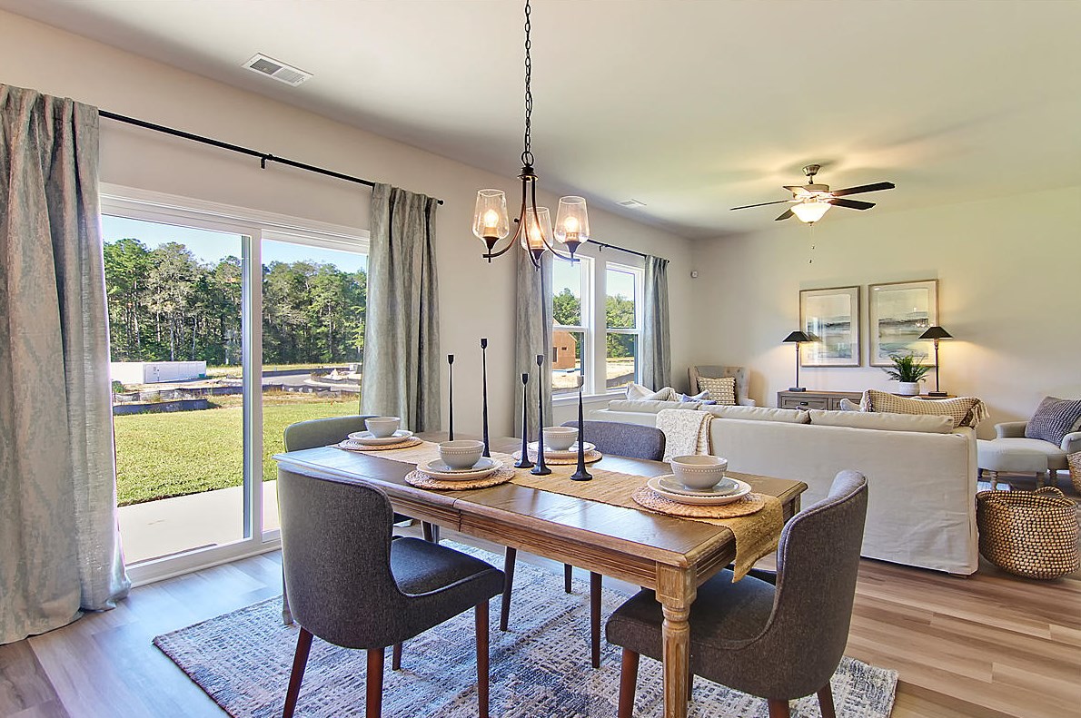 563 Abigail St, Moncks Corner SC  29461 exterior