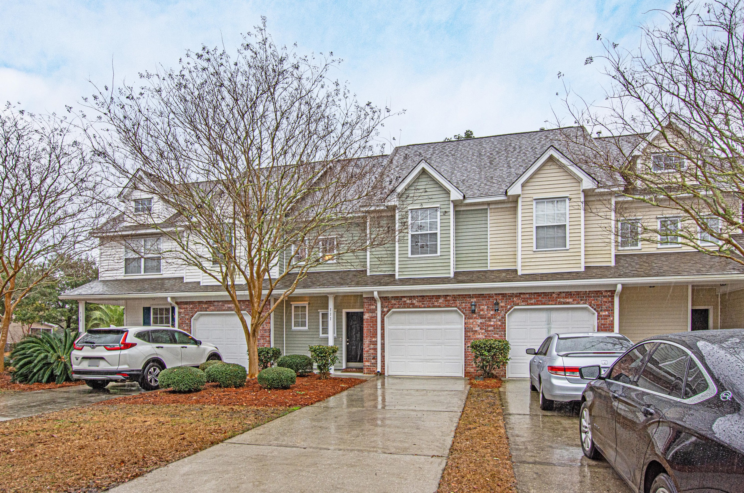 111 Larissa Dr, Charleston, SC 29414-9204