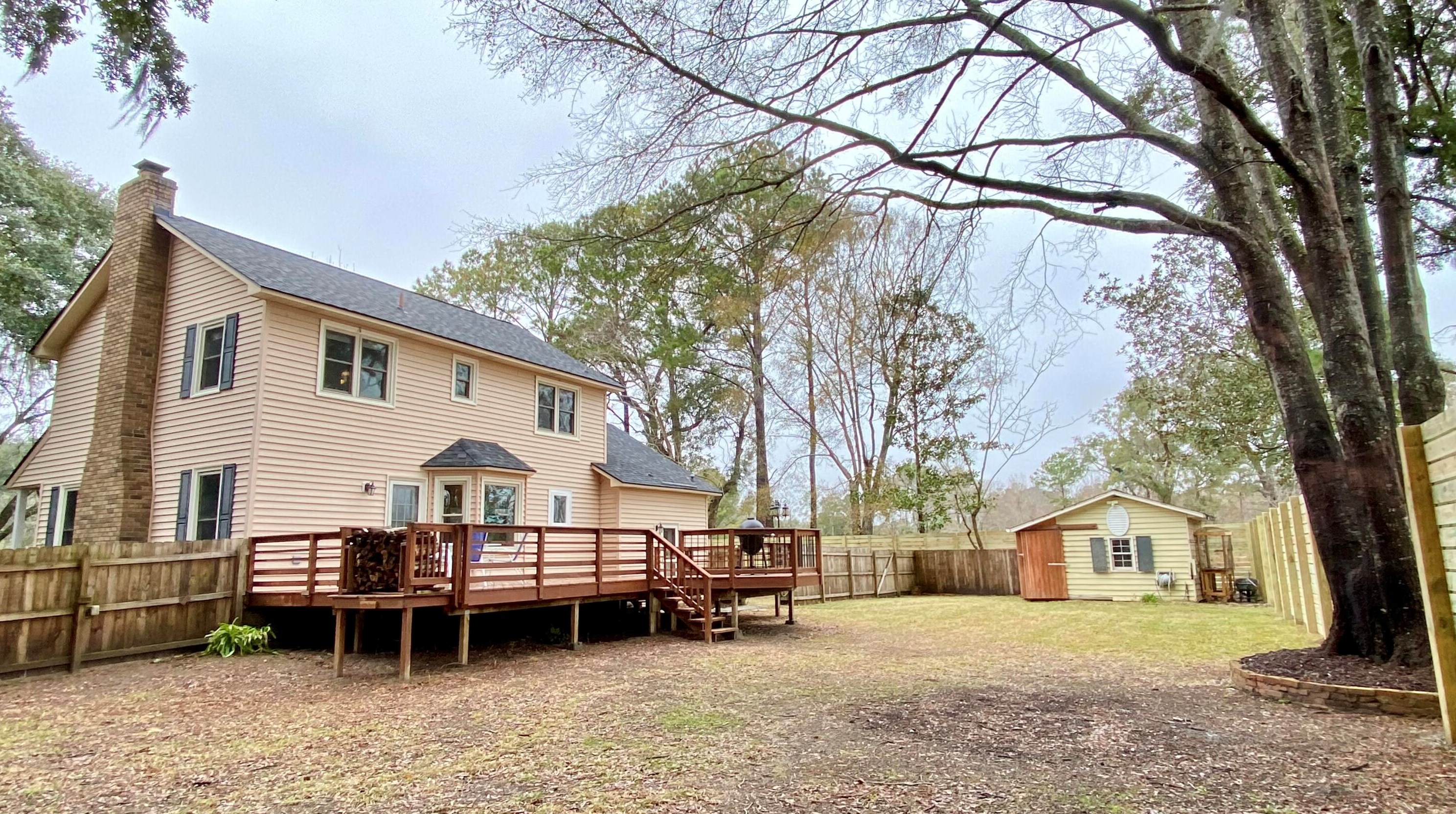 1510 N Lakeshore Dr, Mount Pleasant, SC 29466