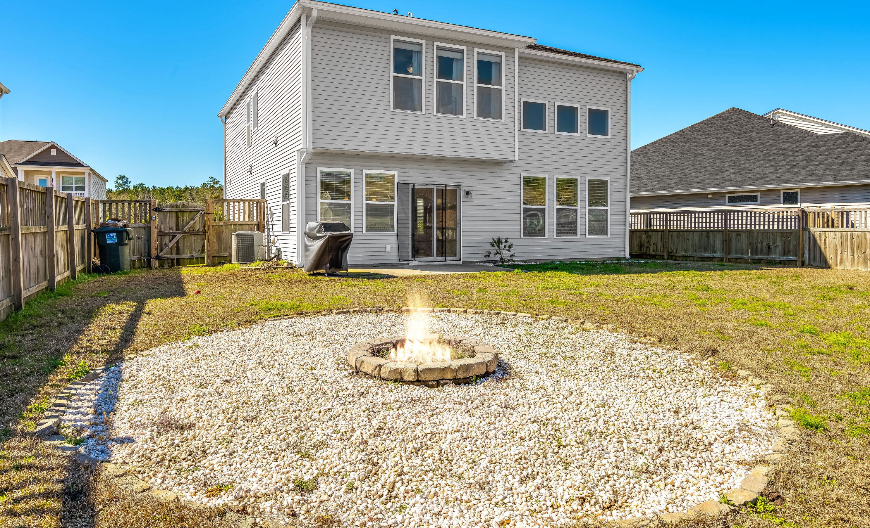 354 Fox Ridge Ln, Moncks Corner SC  29461-6719 exterior
