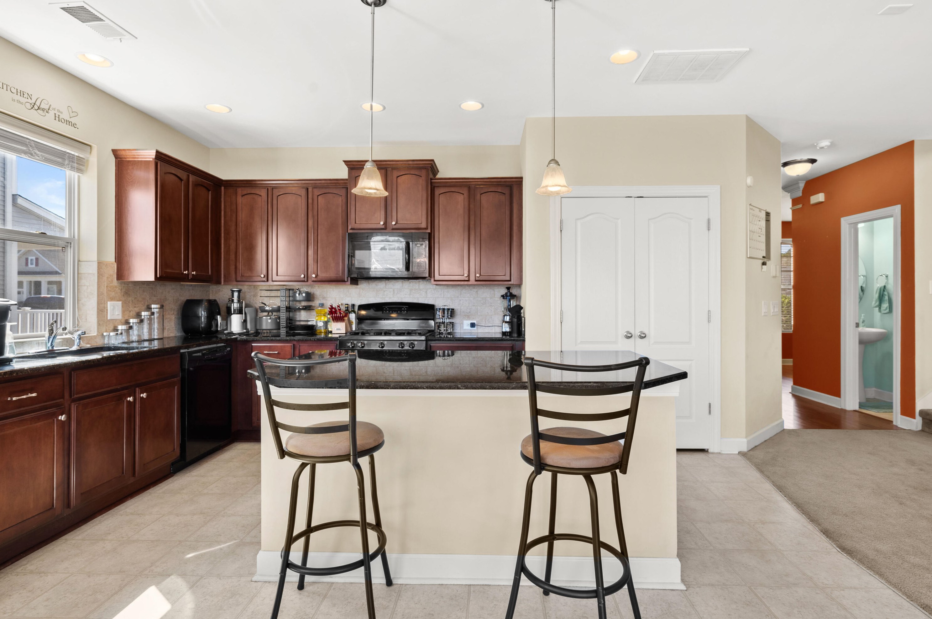 354 Fox Ridge Ln, Moncks Corner SC  29461-6719 exterior