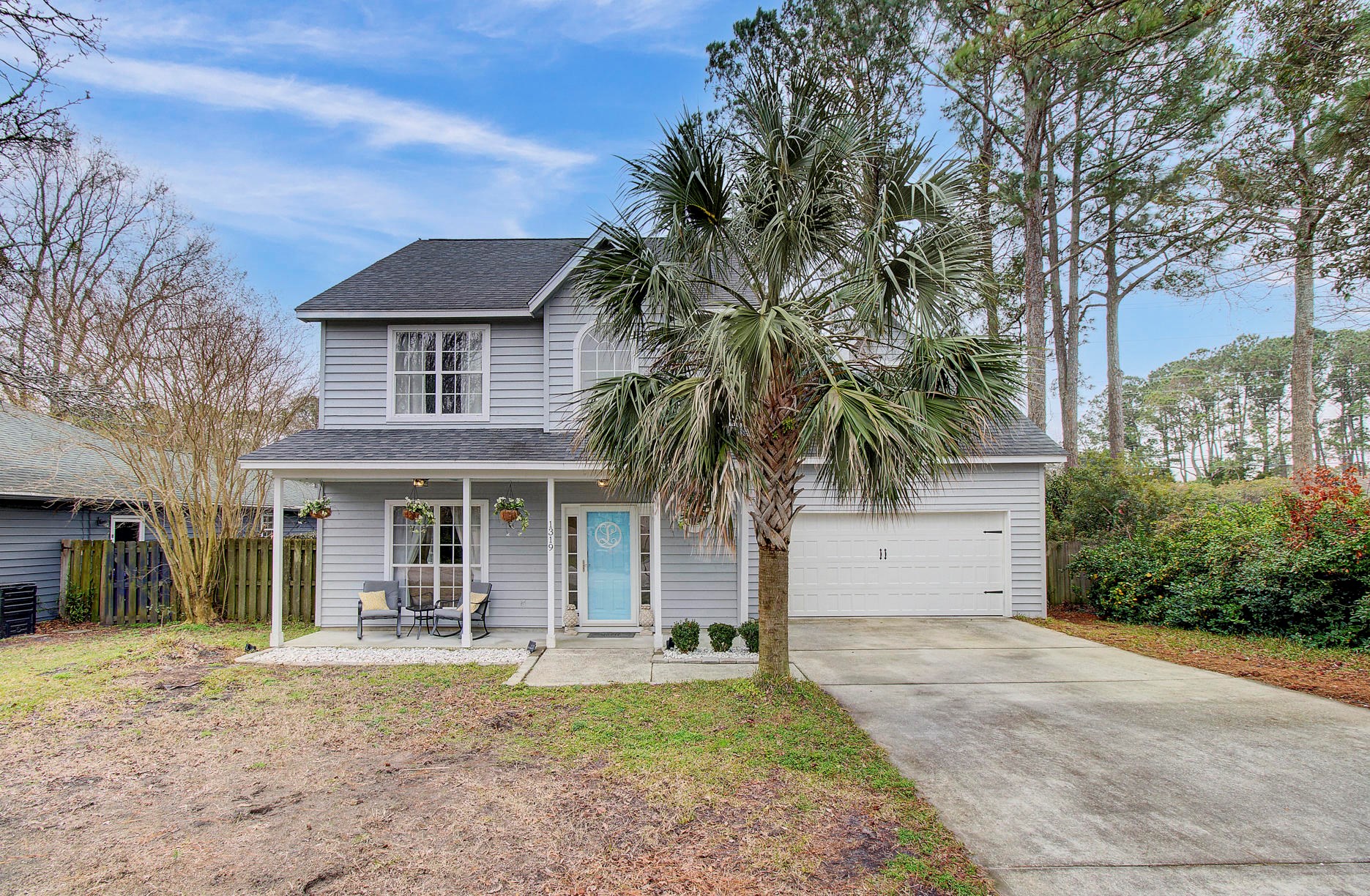 1319 Llewellyn Rd, Mount Pleasant, SC 29464