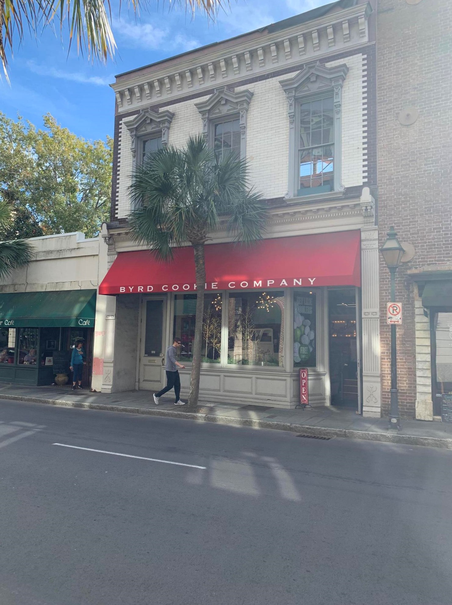 139 Market St #b, Charleston, SC 29401