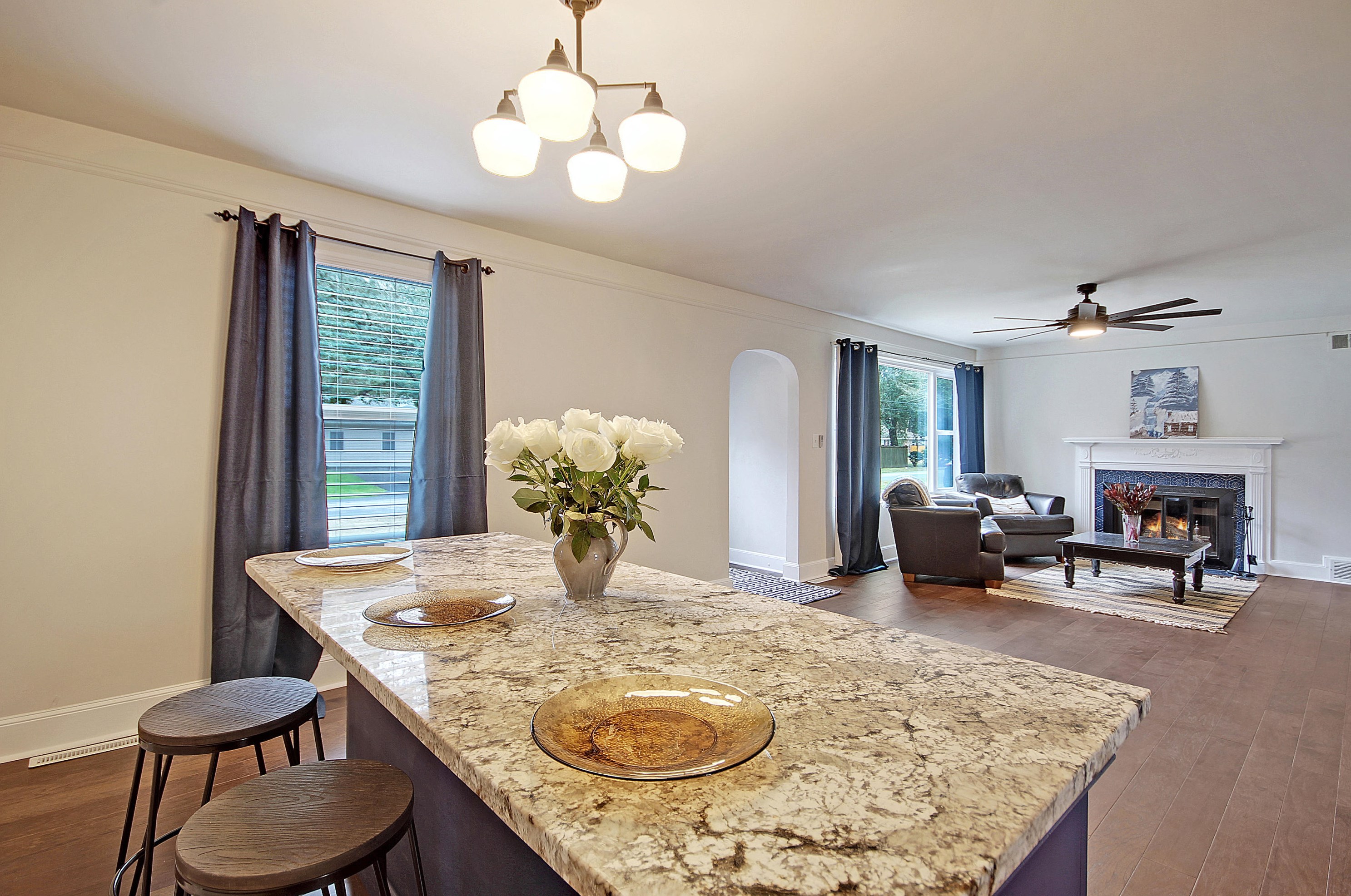 233 Ml Crk Dr, Charleston SC 29407 exterior