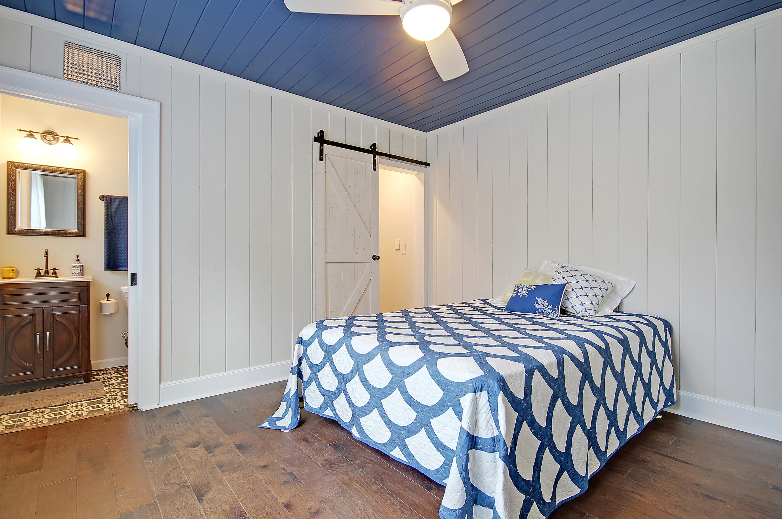 233 Ml Crk Dr, Charleston SC 29407 exterior