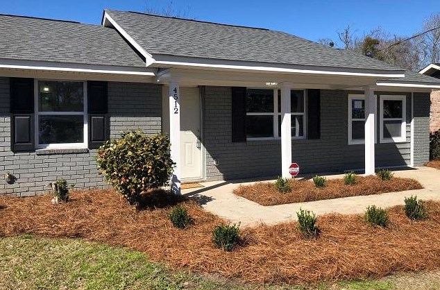 4512 Garwood Dr, Ladson, SC 29456