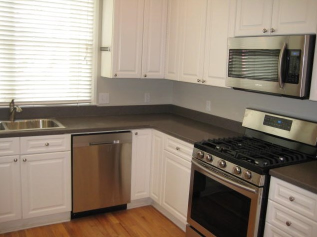 7 Kirkland Ln, Charleston SC  29401-1751 exterior