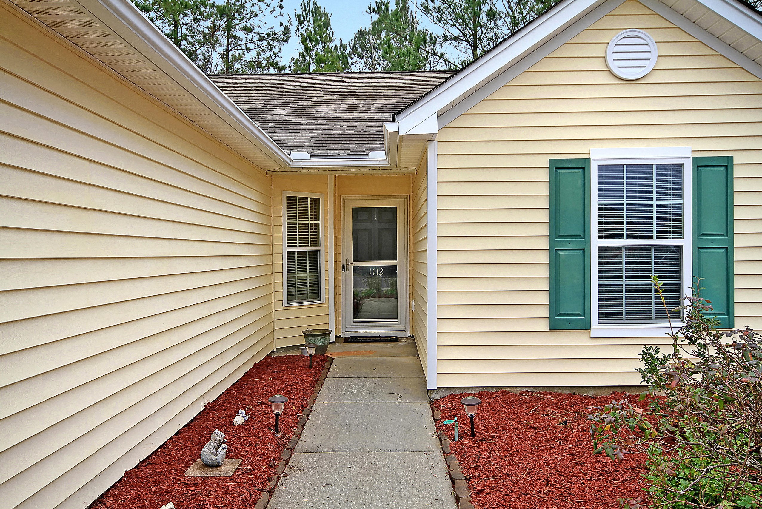 1112 Cates Ct, Summerville, SC 29483-5270