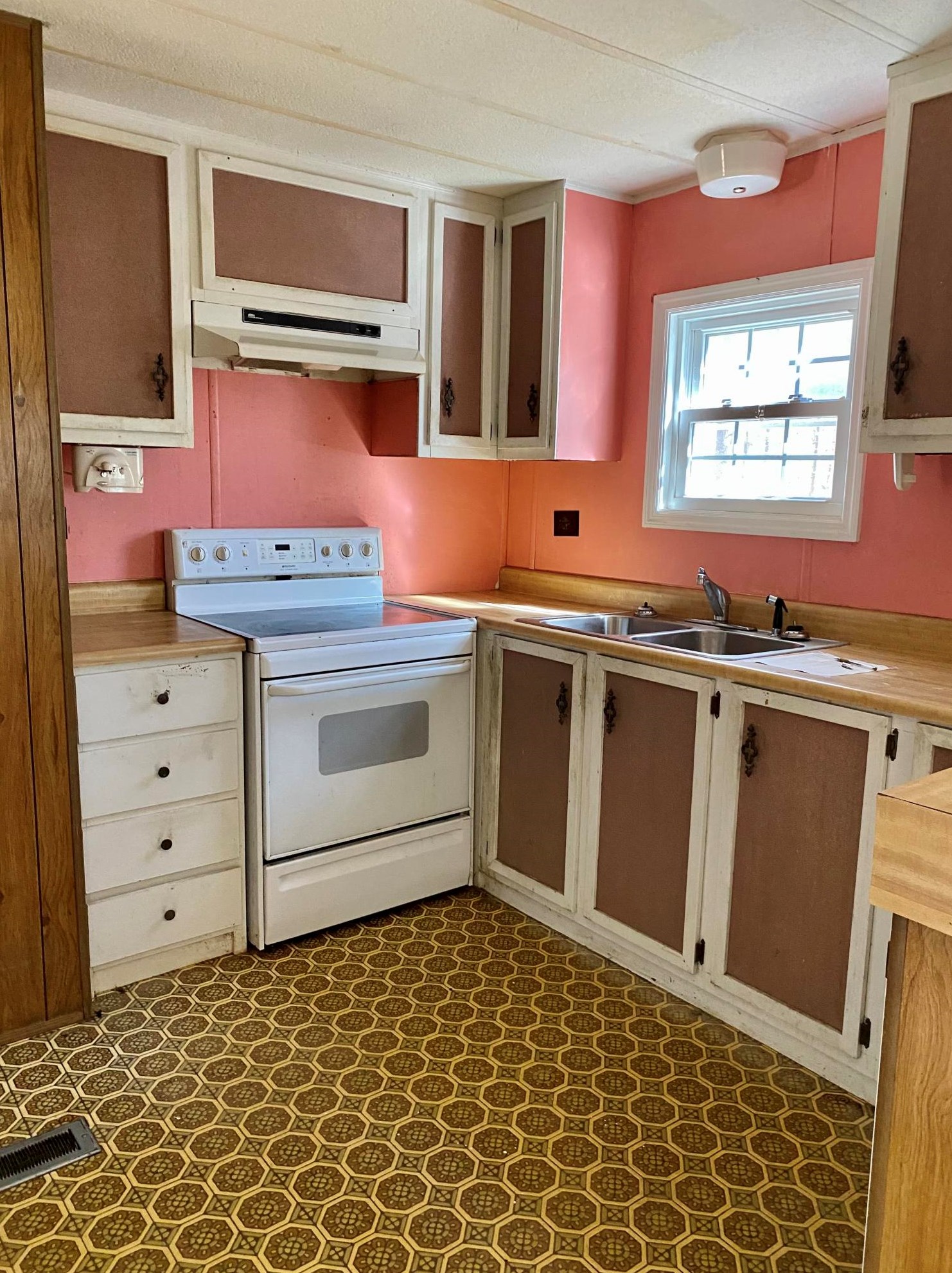 109 Hope Ln, Summerville, SC 29483-2105