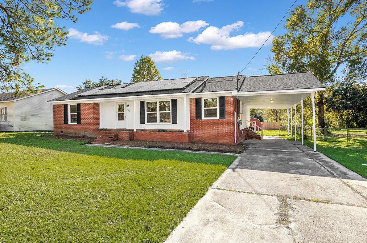 7655 Peppercorn Ln, Charleston, SC 29420-8719