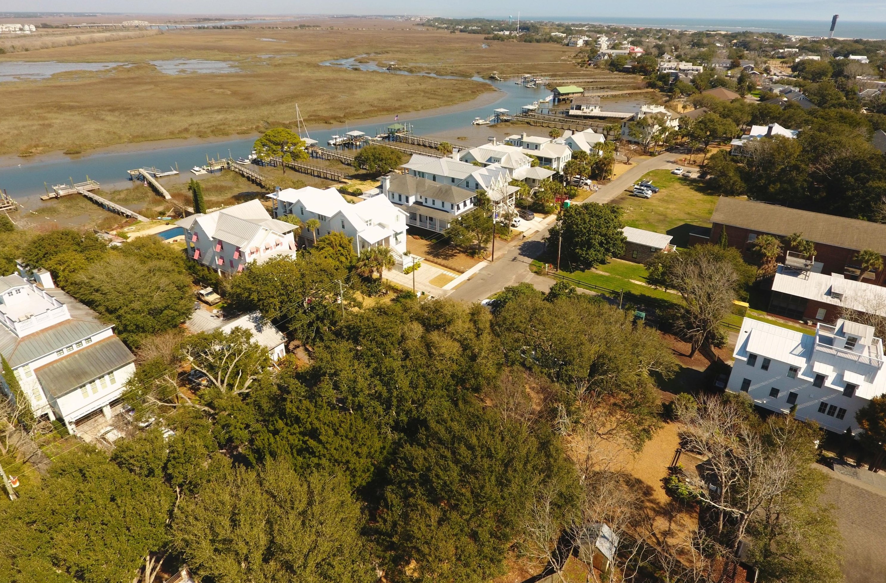 1413 Middle St, Sullivans Island, SC 29482