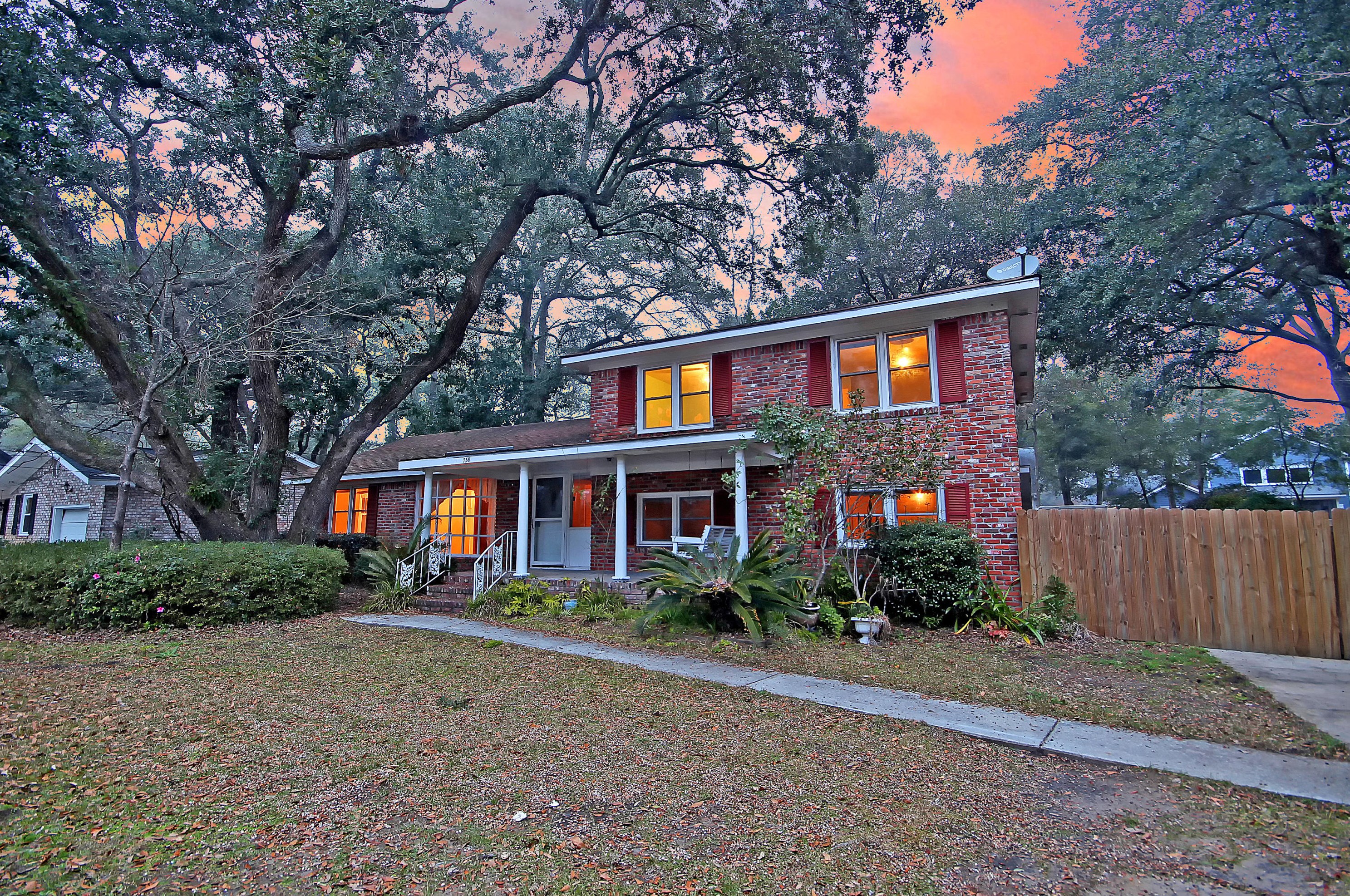 738 Tallwood Rd, Charleston, SC 29412-9025