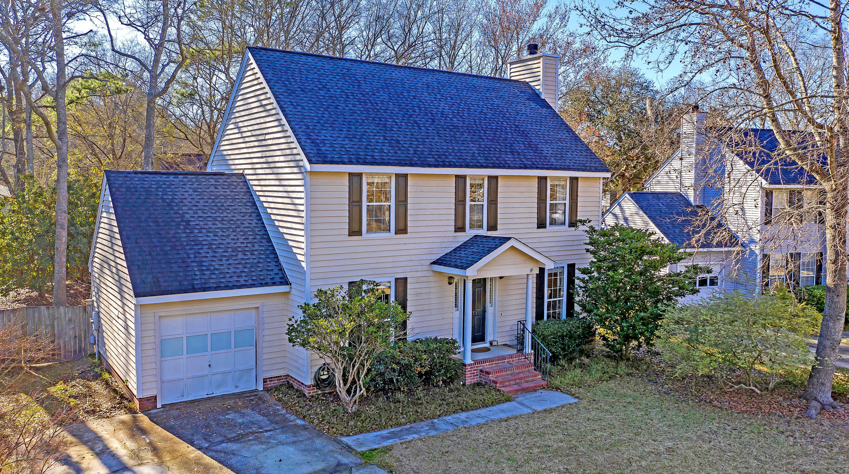 471 Springfield Rd, Mount Pleasant, SC 29464-6226