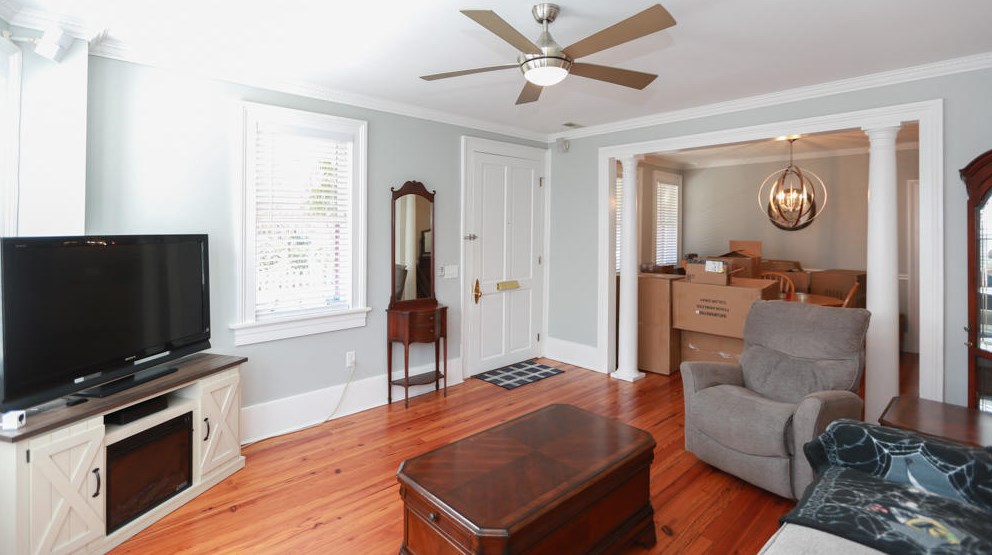 166 Tradd St, Charleston SC  29401-2414 exterior