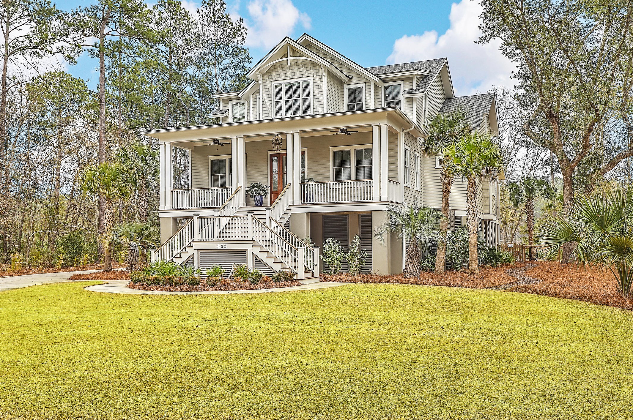 323 Martins Creek Ln, Charleston, SC 29492-8214