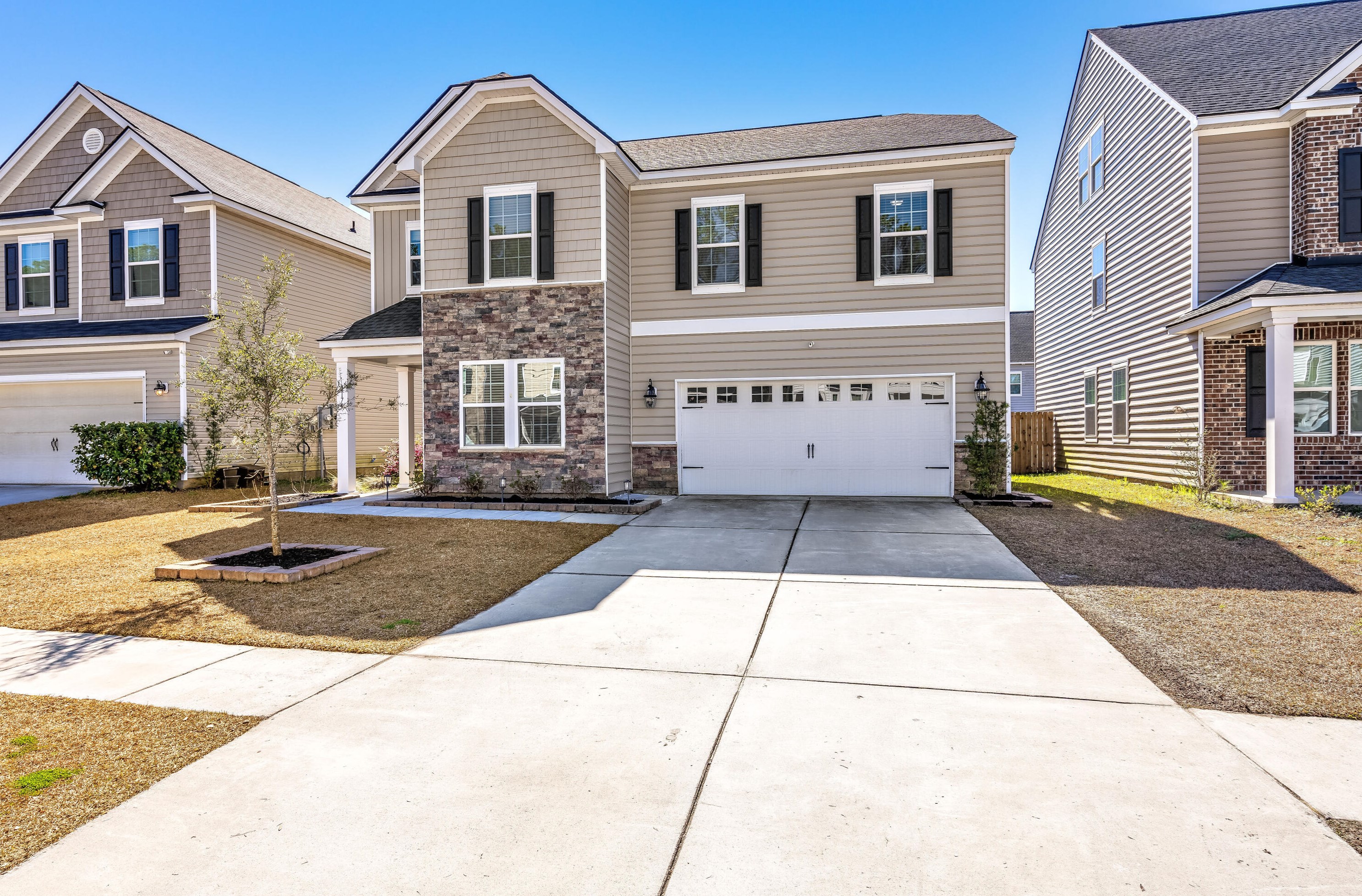 175 Emerald Isle Dr, Moncks Corner, SC 29461-7458