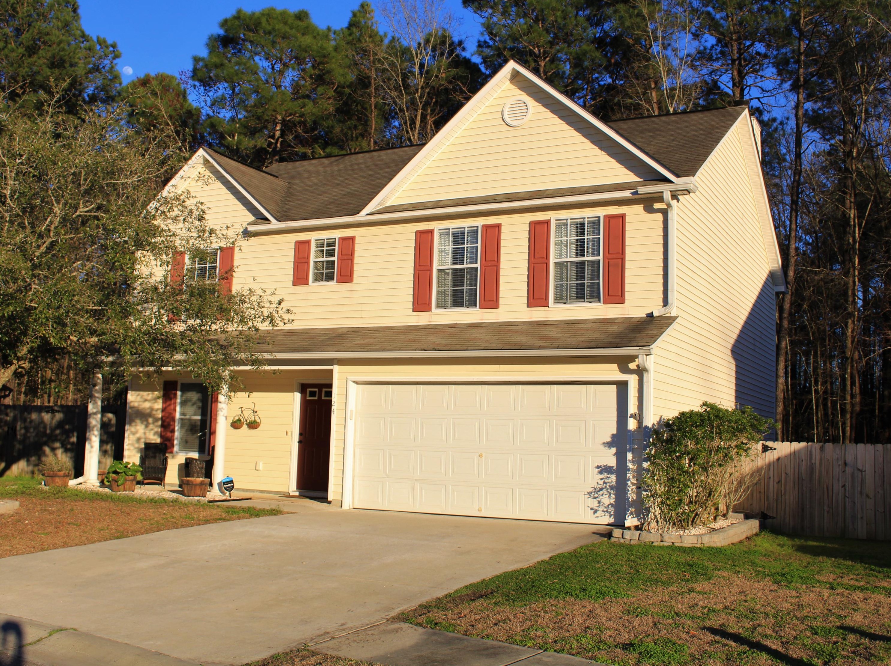 124 Macallan Ct, Summerville, SC 29483-7562