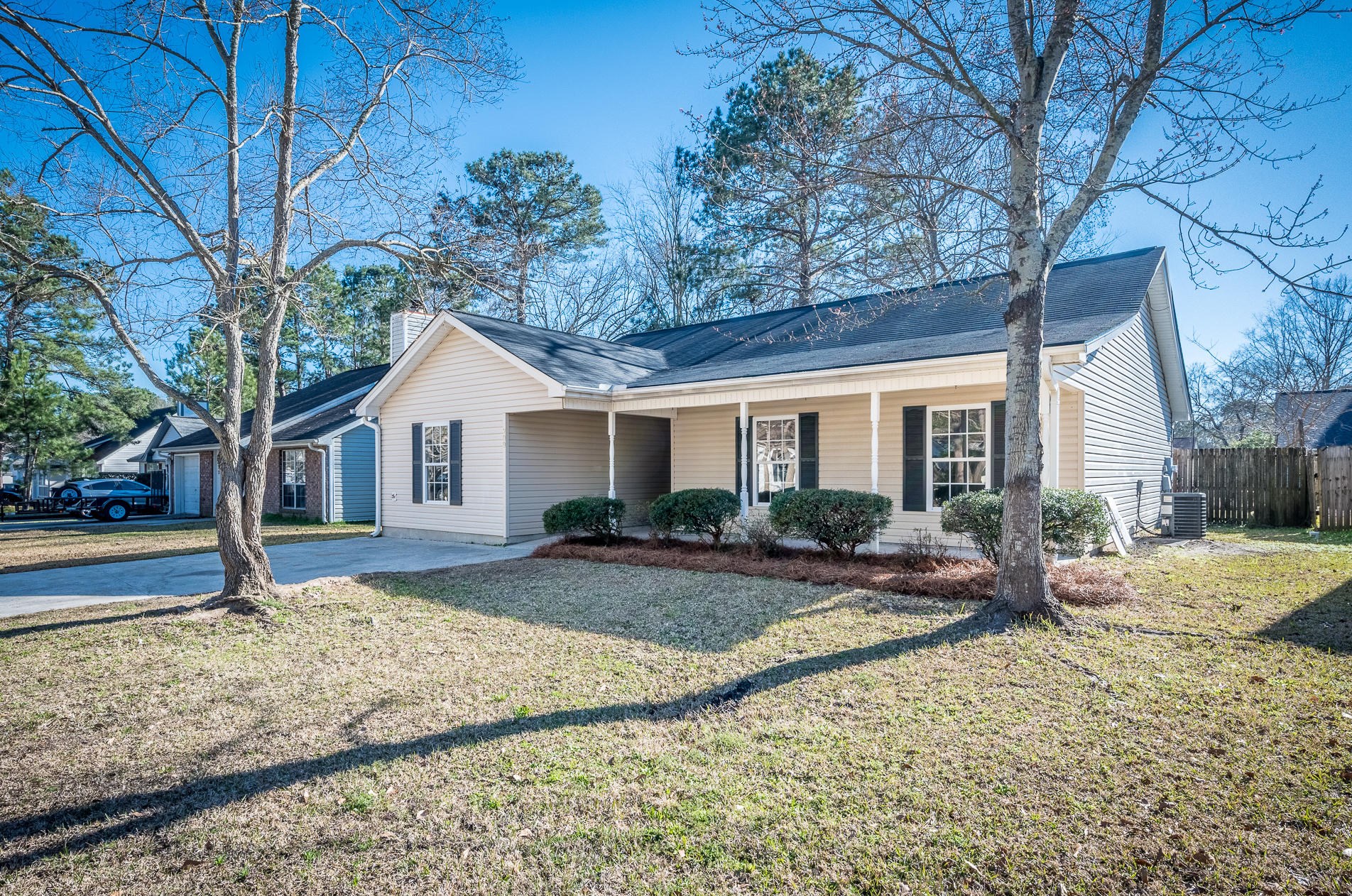 209 Birmingham Dr, Summerville, SC 29483-8255