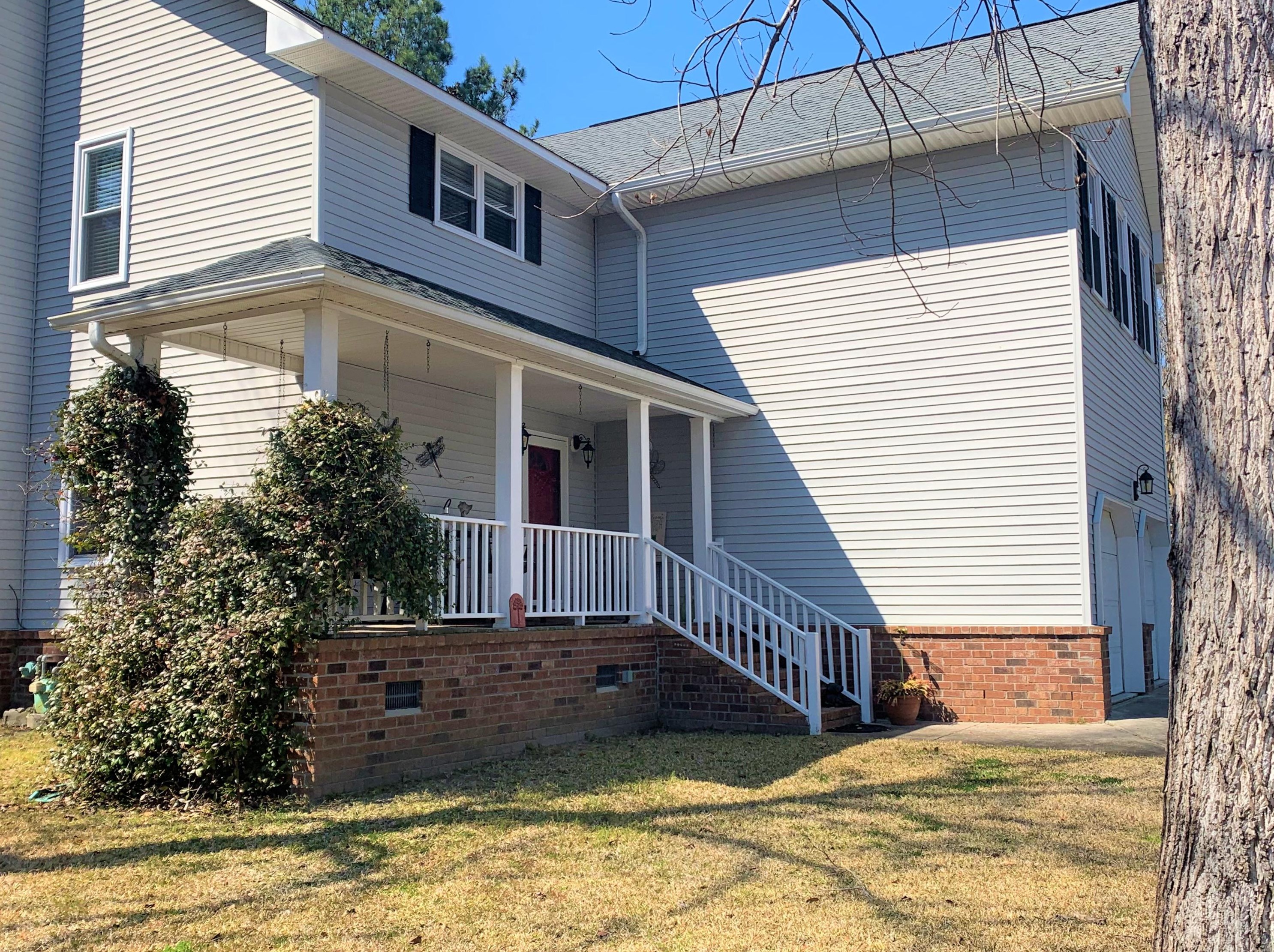 917 Trent St, Charleston, SC 29414-5551