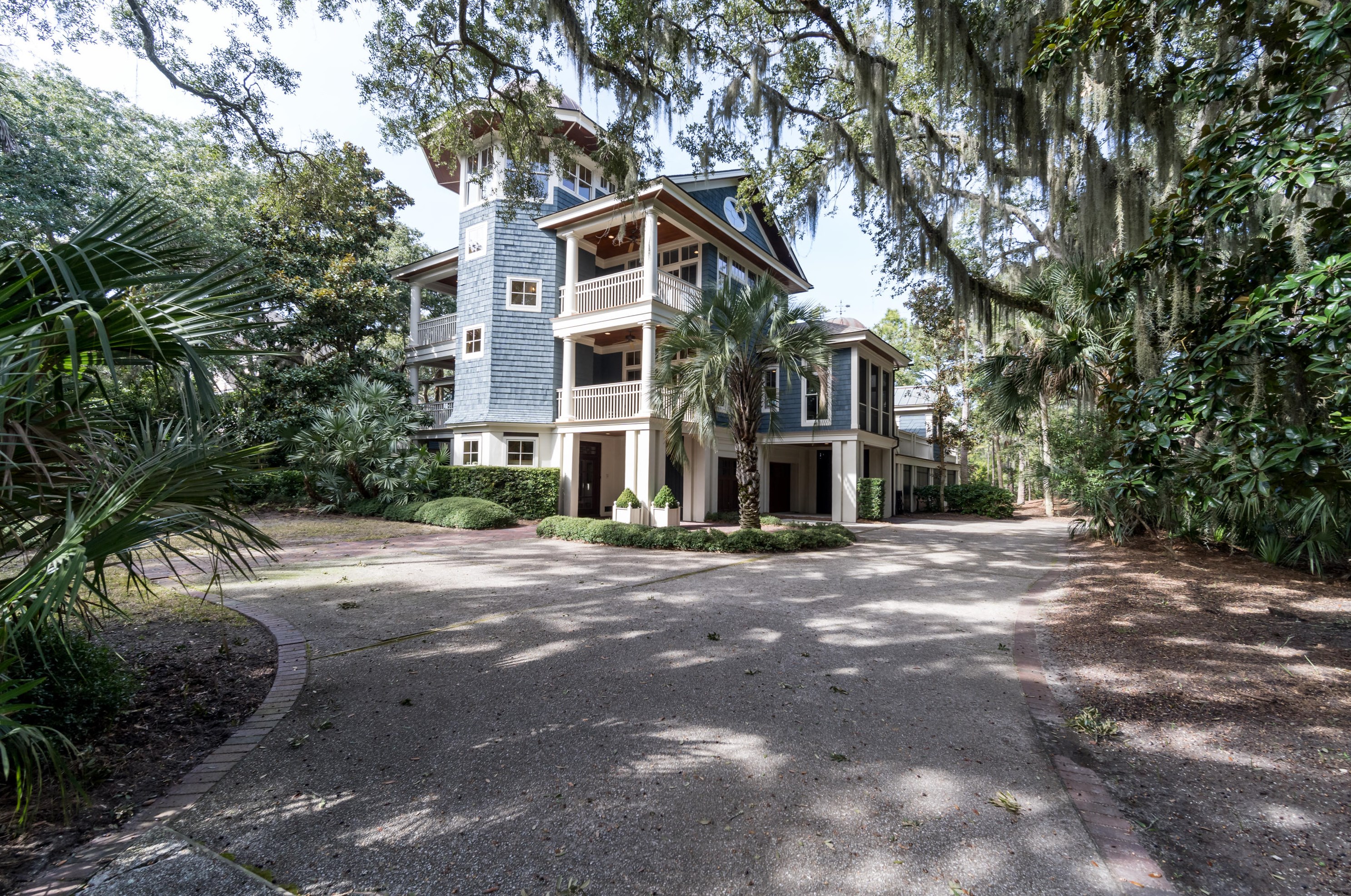 57 Ocean Course Dr, Johns Island, SC 29455