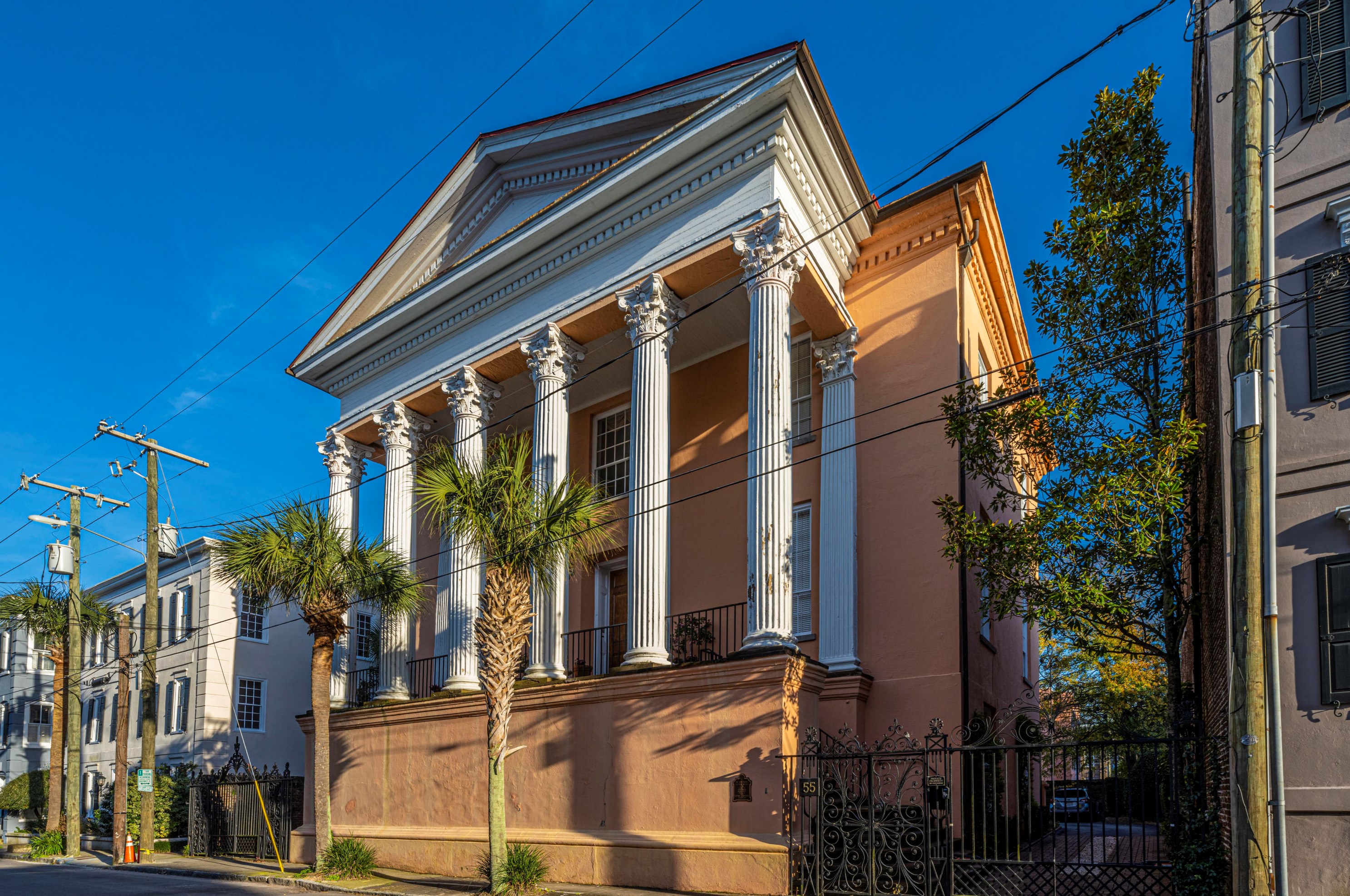 55 Society St, Charleston SC  29401-1639 exterior