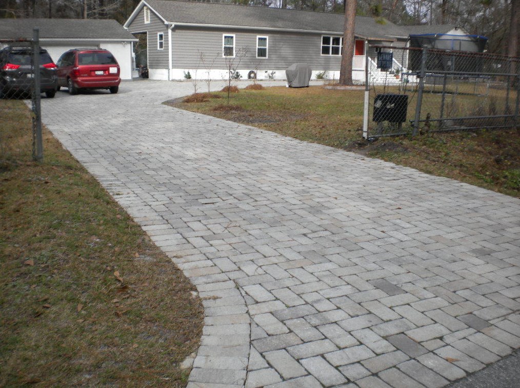 206 Glen St, Summerville, SC 29483-4651
