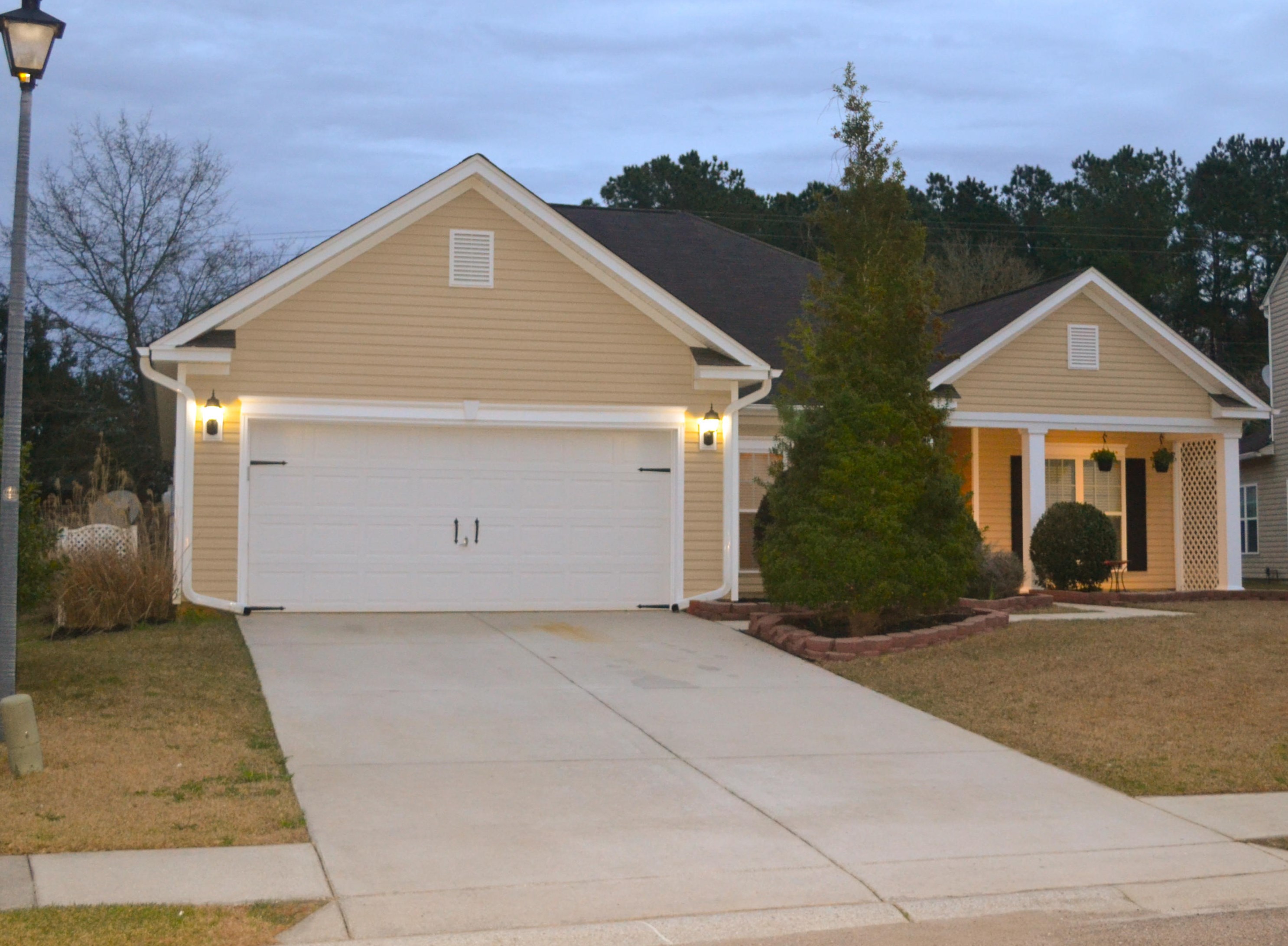 1504 Sago Palm Dr, Charleston, SC 29410-8254