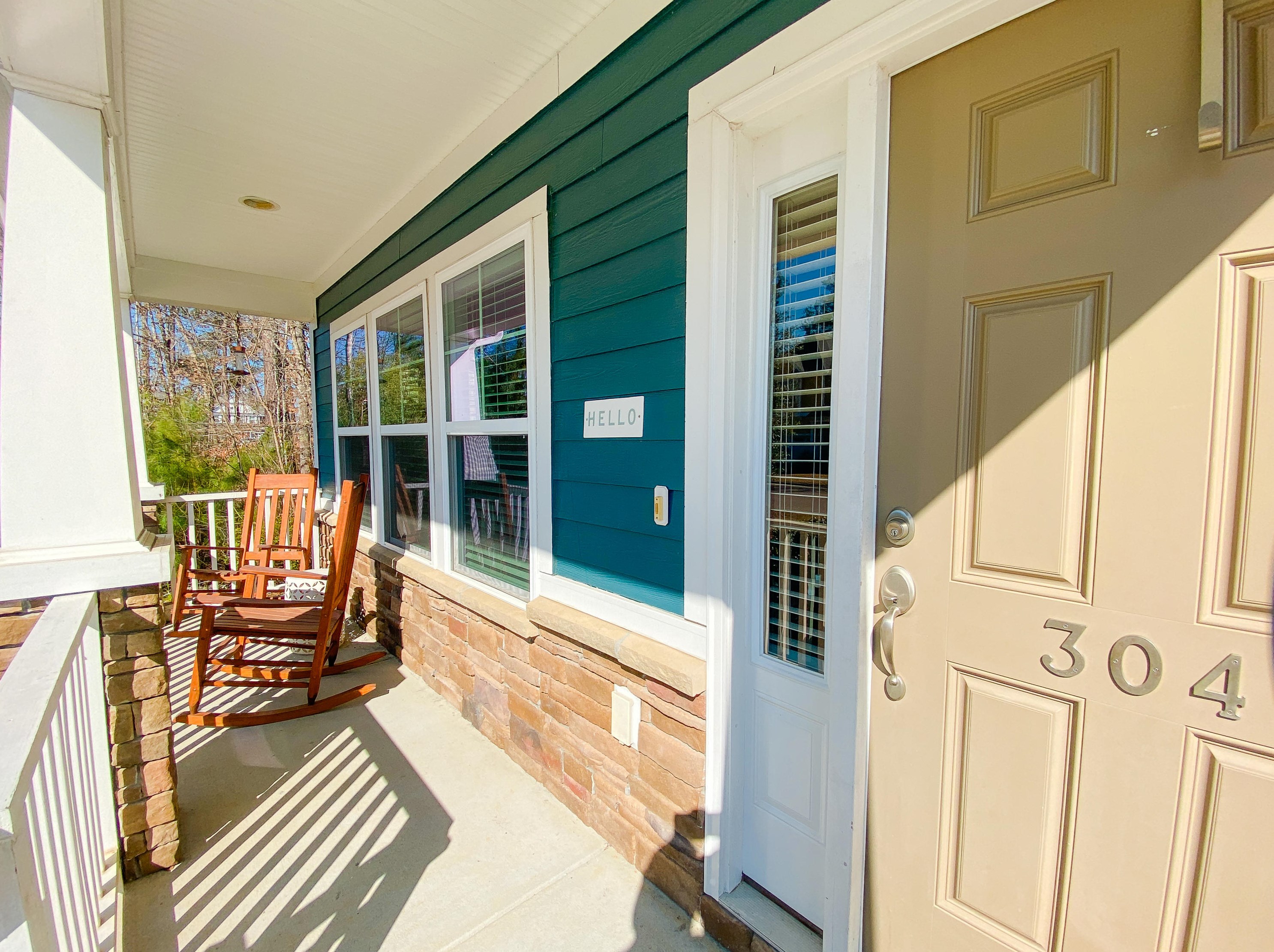 304 Ribbon Rd, Summerville, SC 29483-8995