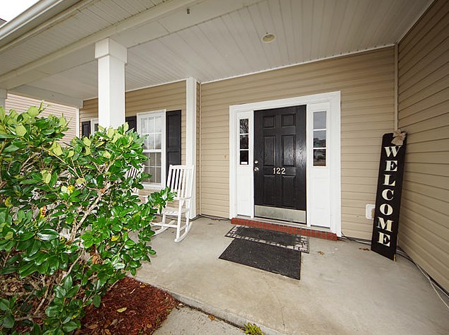 122 Rosario Dr, Summerville, SC 29483-8421